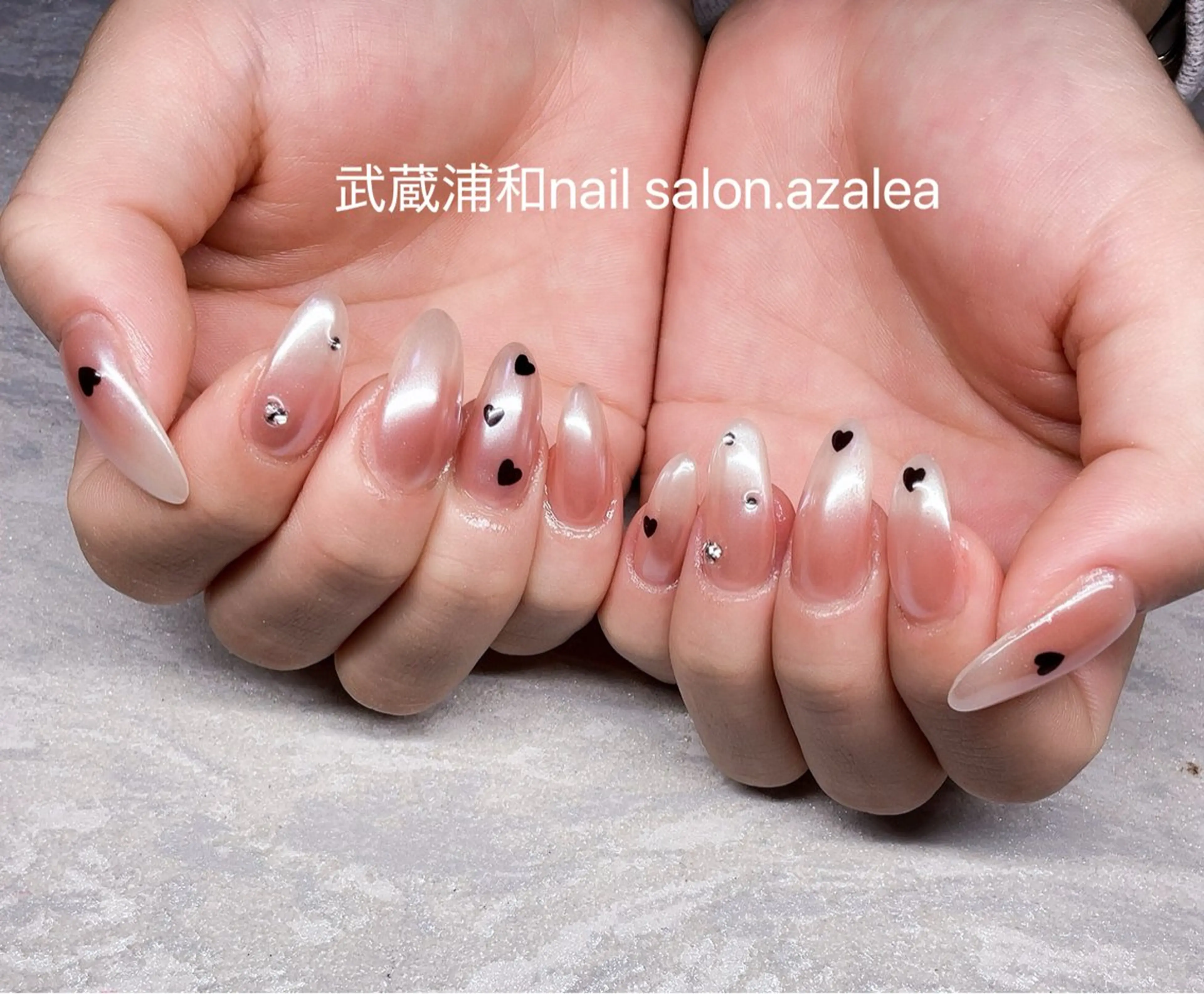 ネイル ハンドネイル R inのネイルデザイン