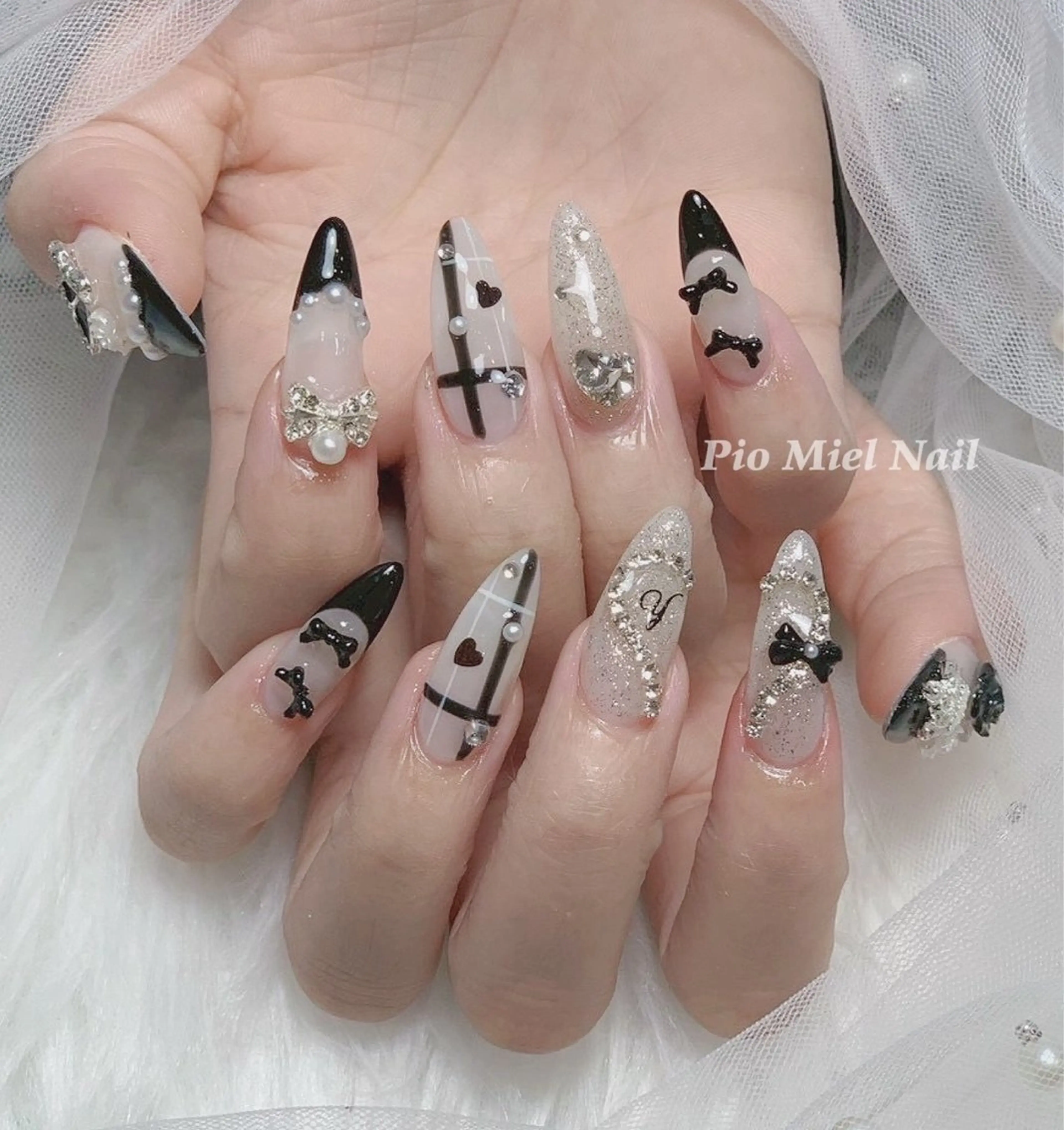 ネイル ハンドネイル HANA 長さだしのネイルデザイン