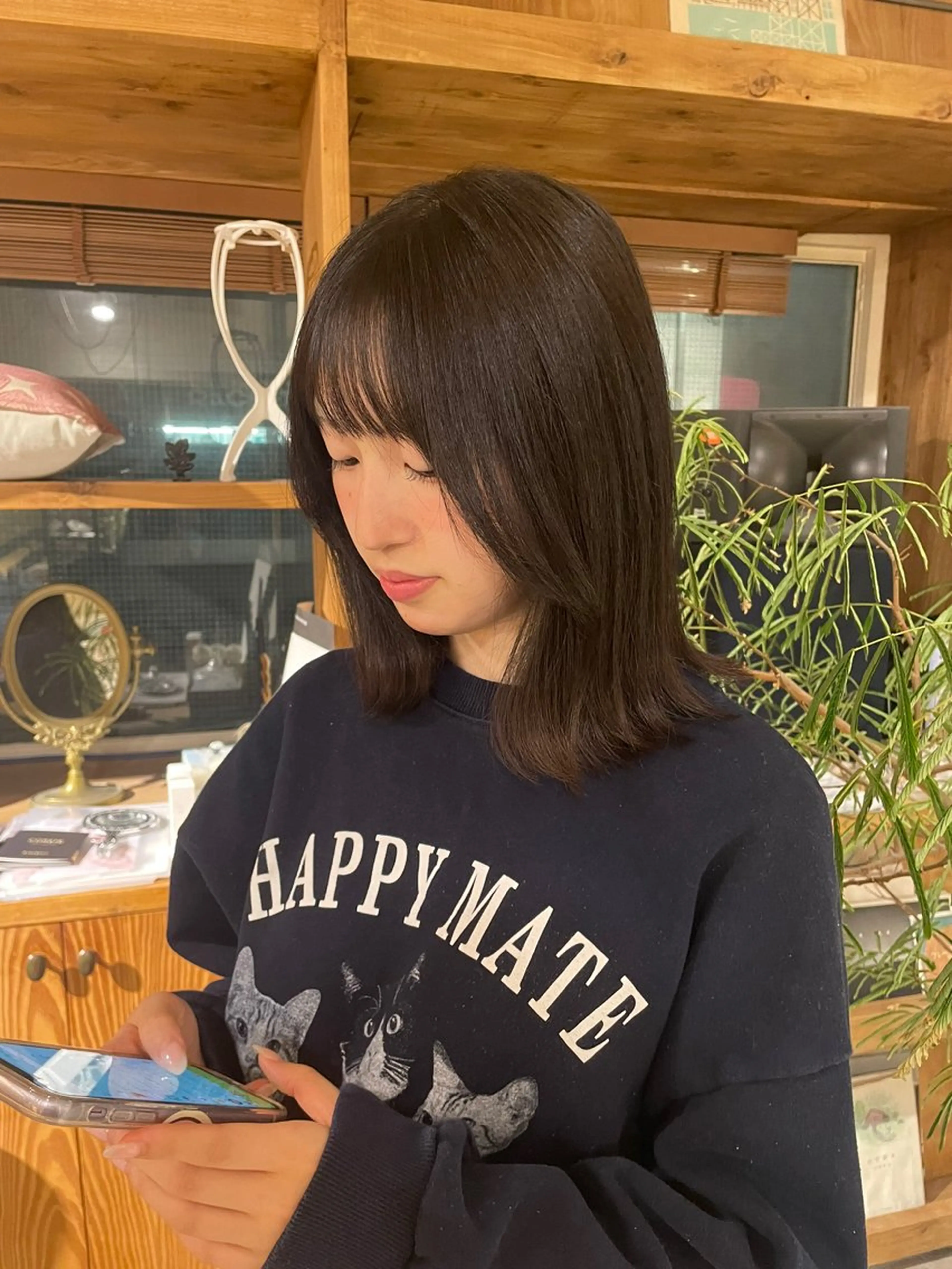 ミディアム カット 透明感カラー🫧/ レイヤー/髪質改善のヘアスタイル