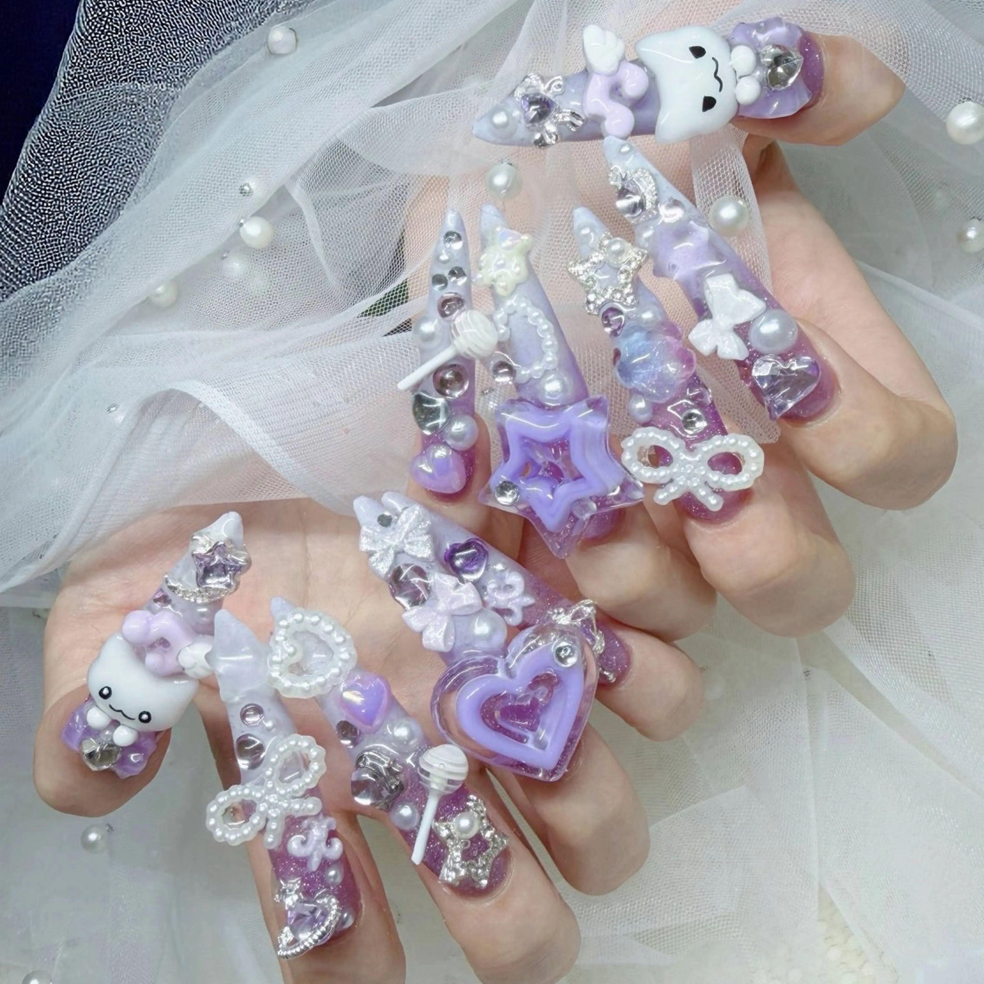 ネイル 長さ出し ロングネイル スーパーロングネイル ネイルチップ ハンドネイル Natsumi 🦊  Nailのネイルデザイン