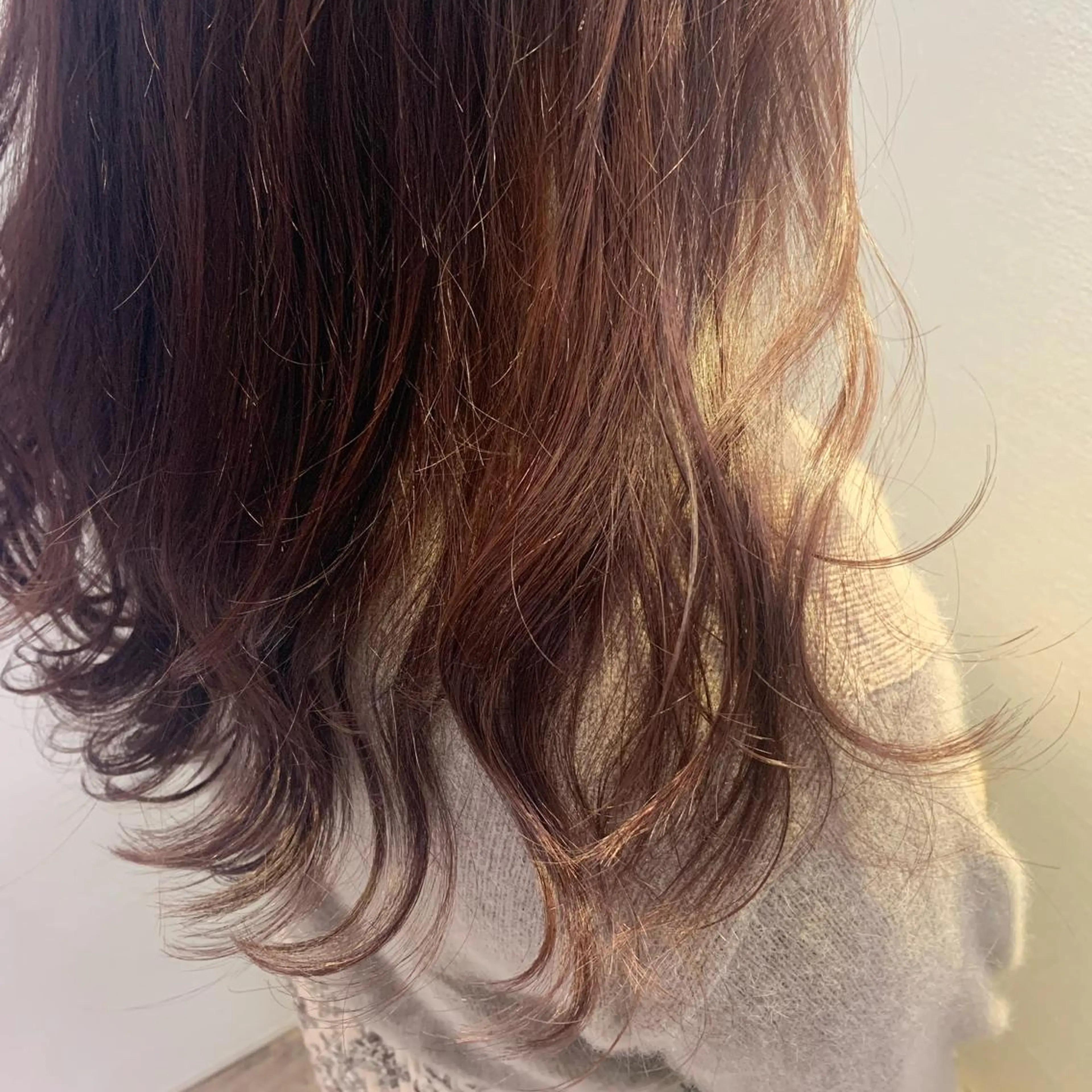 ロング カラー ブリーチ Une（ユヌ）所属・【Uneユヌ】菊地 春那のヘアスタイル