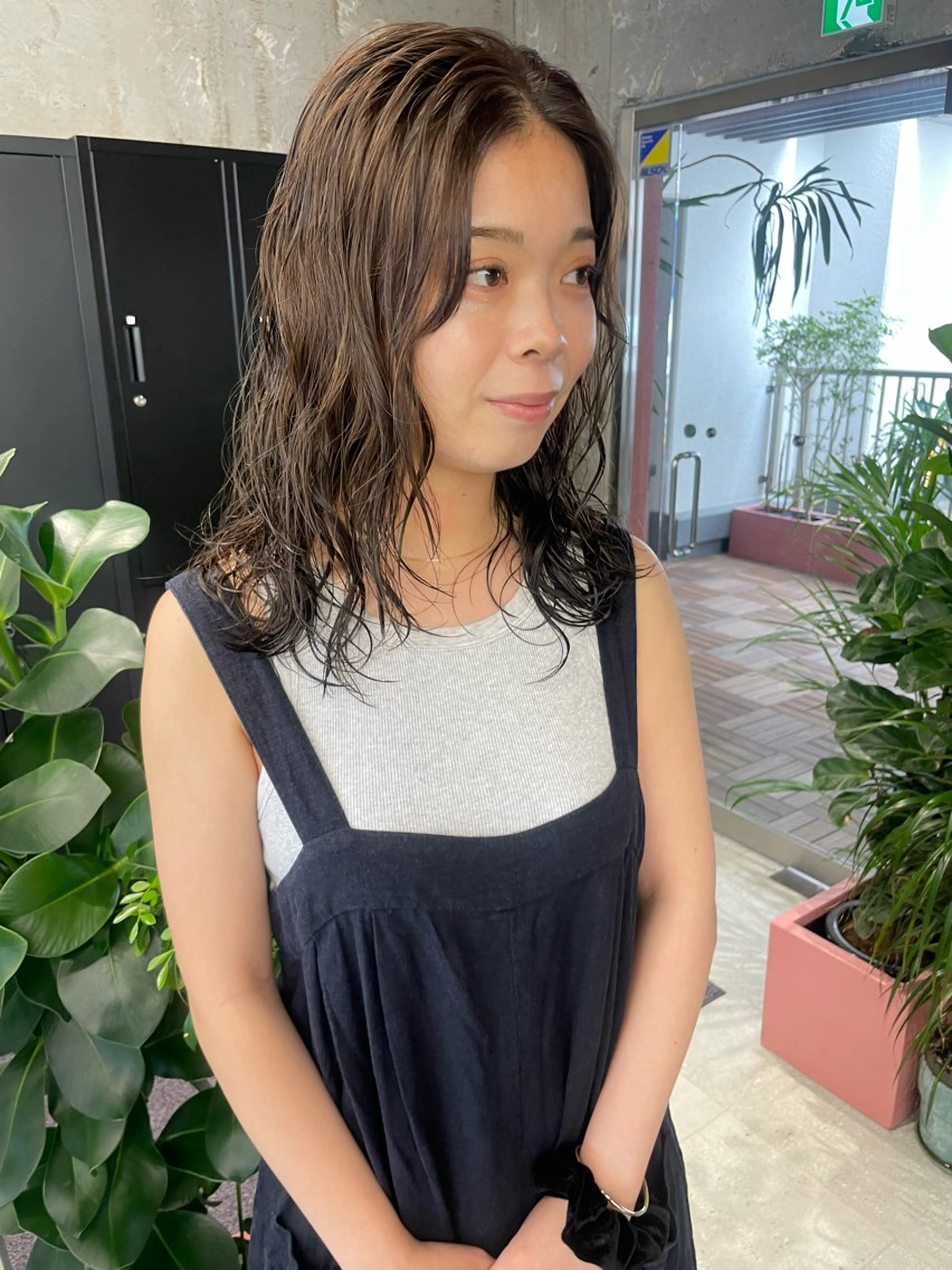 パーマ カット トリートメント MIFA レイヤー／パーマのヘアスタイル