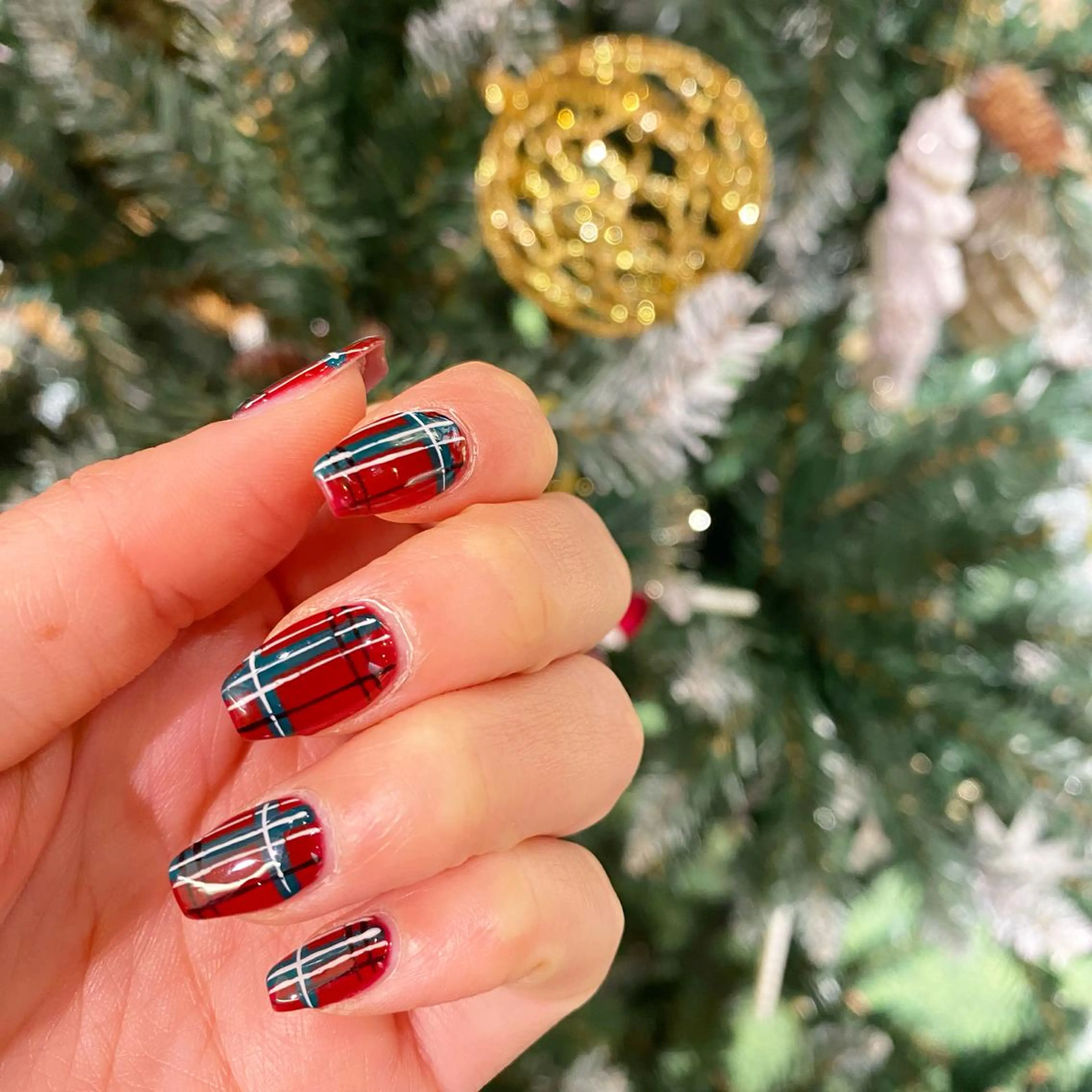 ネイル Laki nailのネイルデザイン