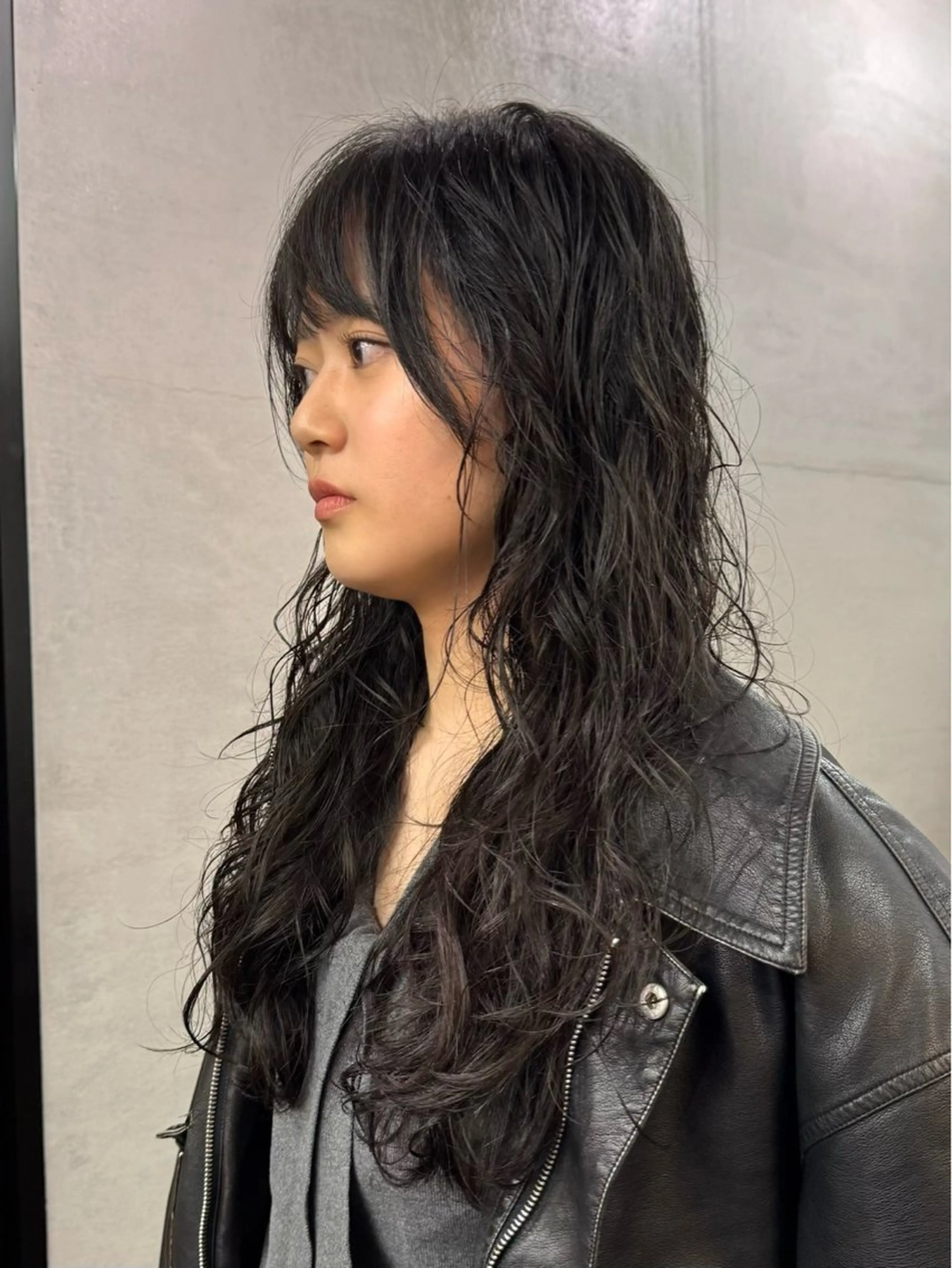 ロング パーマ ロング Neelu 日置剛人のヘアスタイル