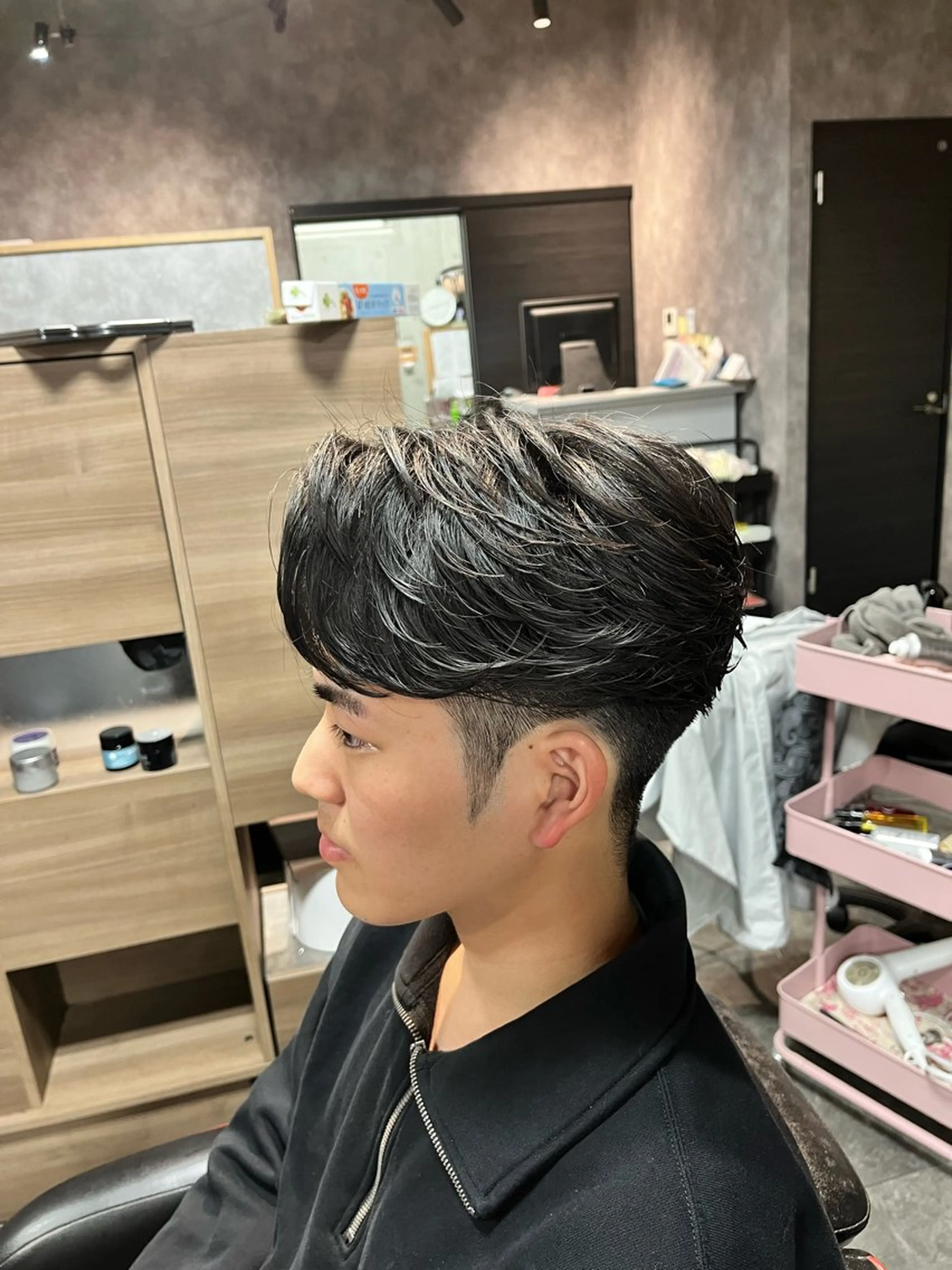ショート パーマ SWELL  高峰 将生  メンズ専門のヘアスタイル