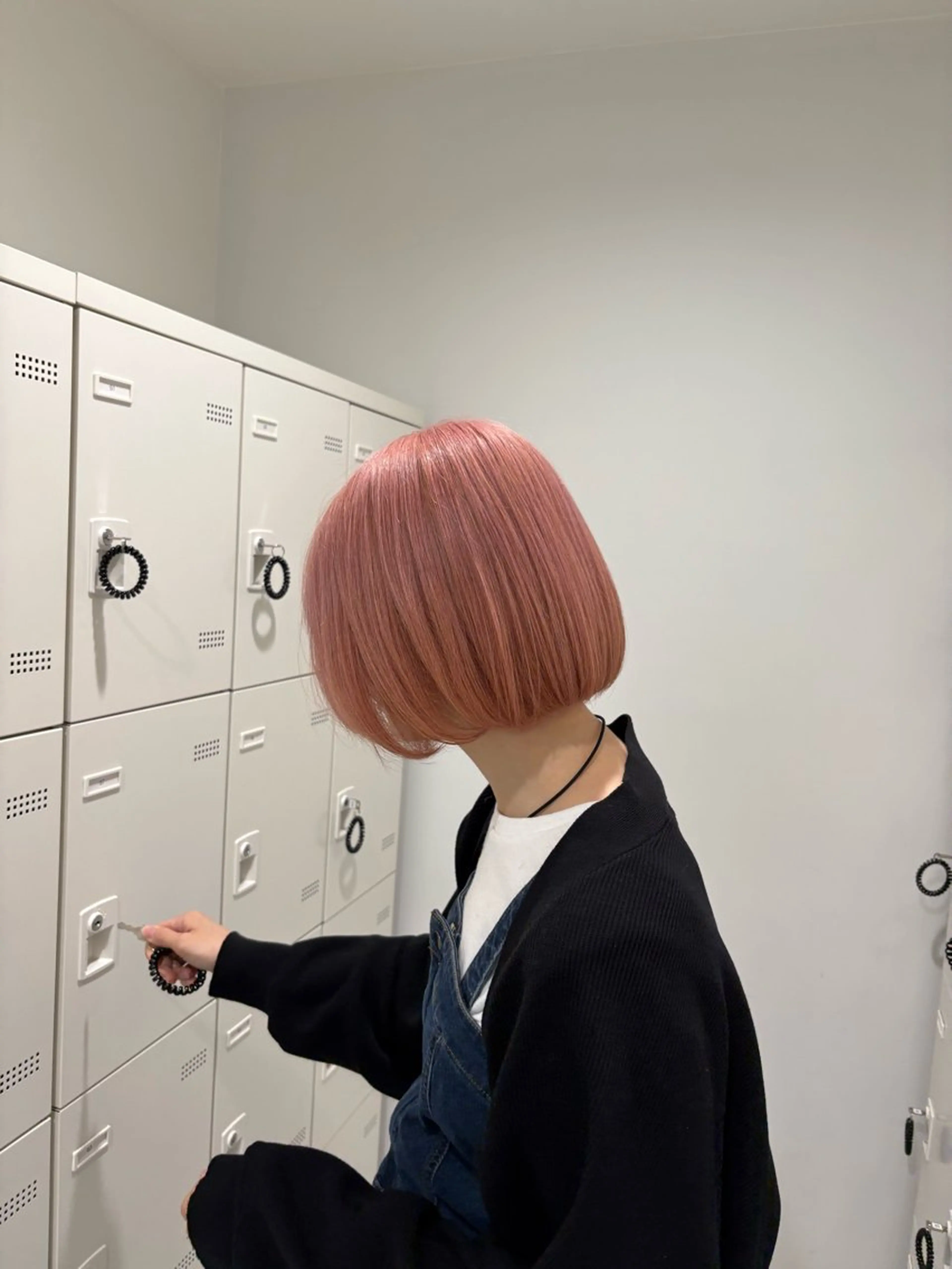 ショート カラー ヘアカラー ハイトーン 横浜💞ミオのヘアスタイル