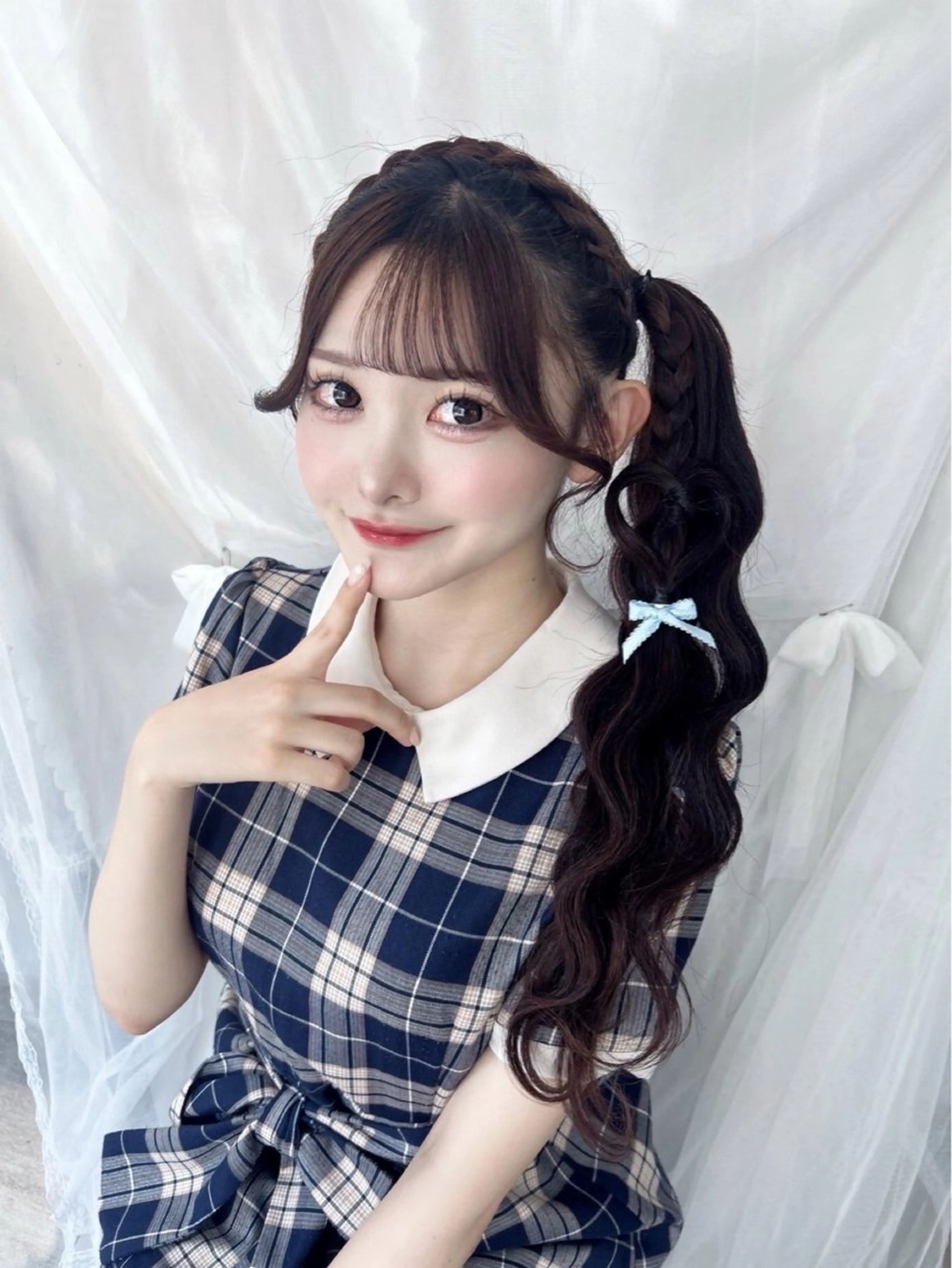 ロング カラー ヘアアレンジ ポニーテール カチューシャ ヘアセット かわいい盛れ🎀池袋 / みい♡のヘアスタイル