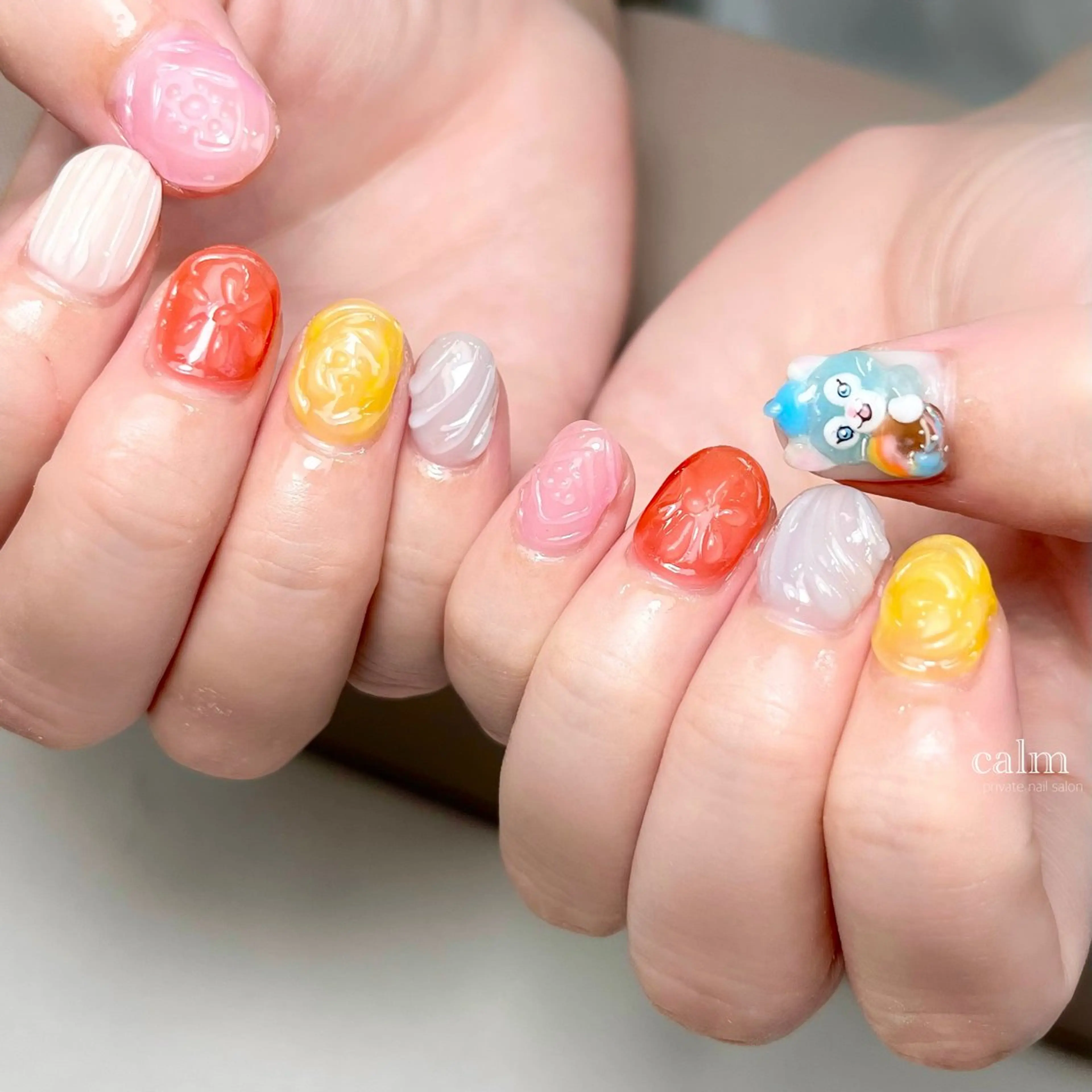 ネイル ハンドネイル calm 〔ｶｰﾑ〕のネイルデザイン