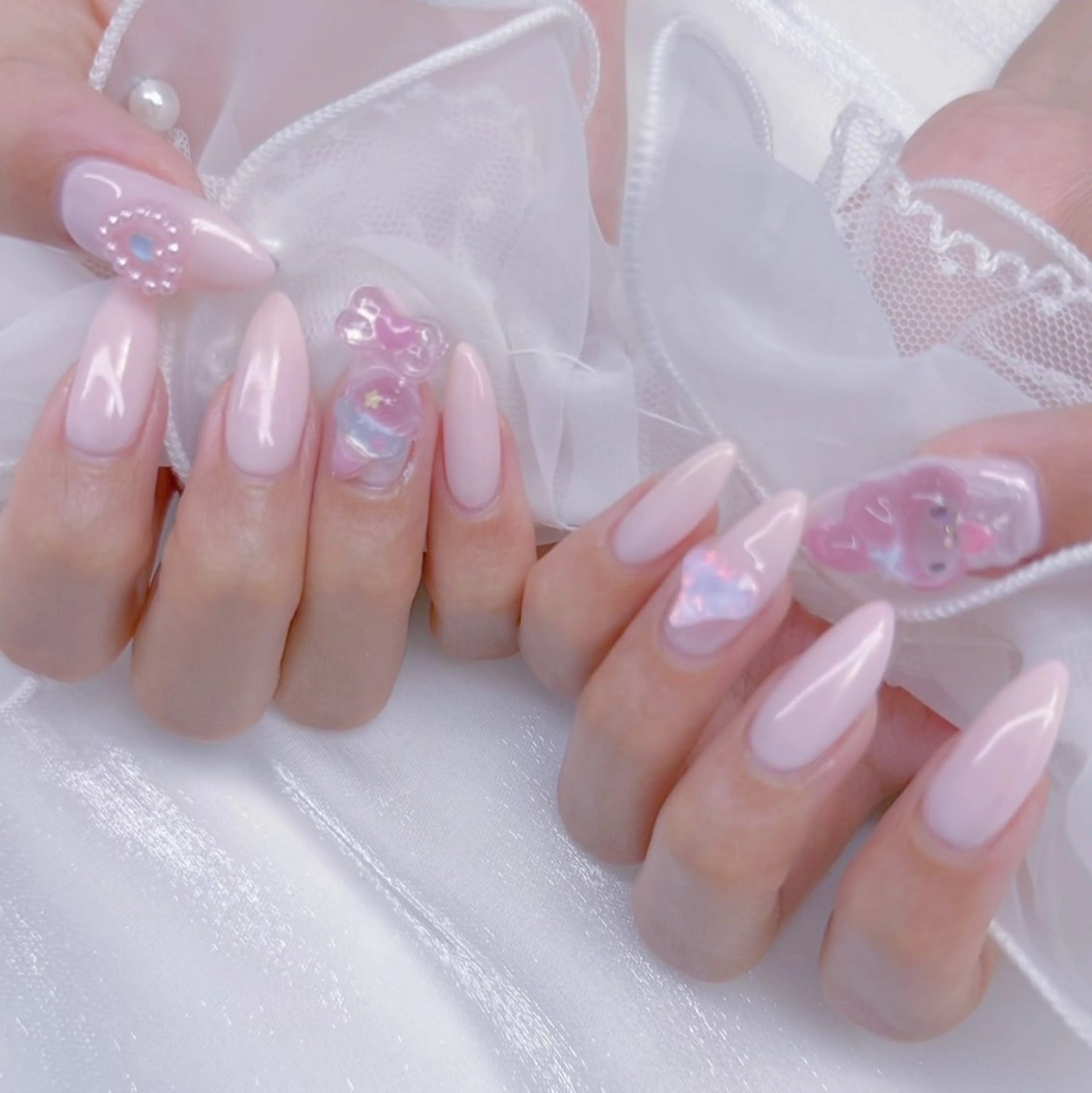 ネイル Romymoon nail帆南☾ ໋のネイルデザイン