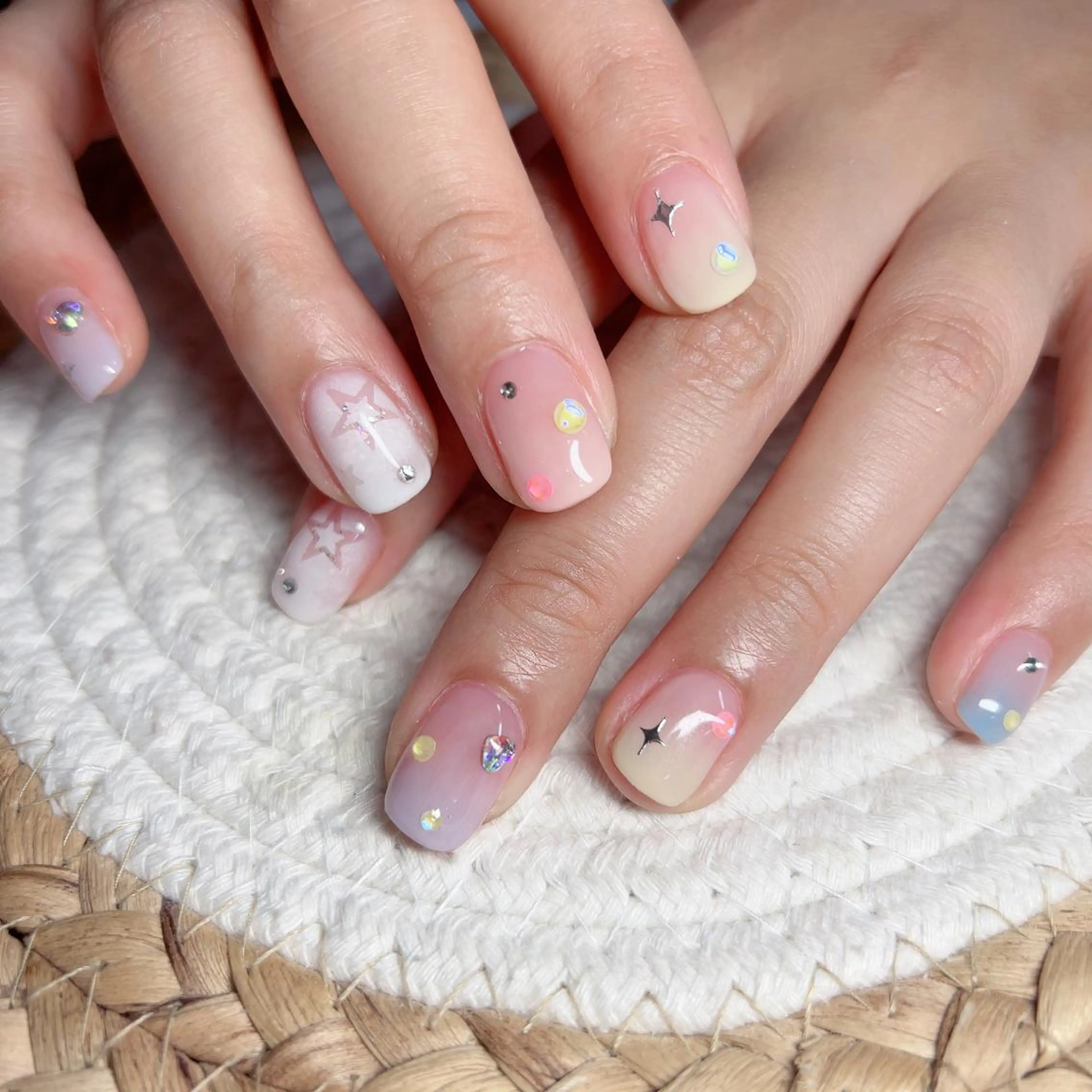 ネイル ハンドネイル M🌷nail 長さだし専門店のネイルデザイン