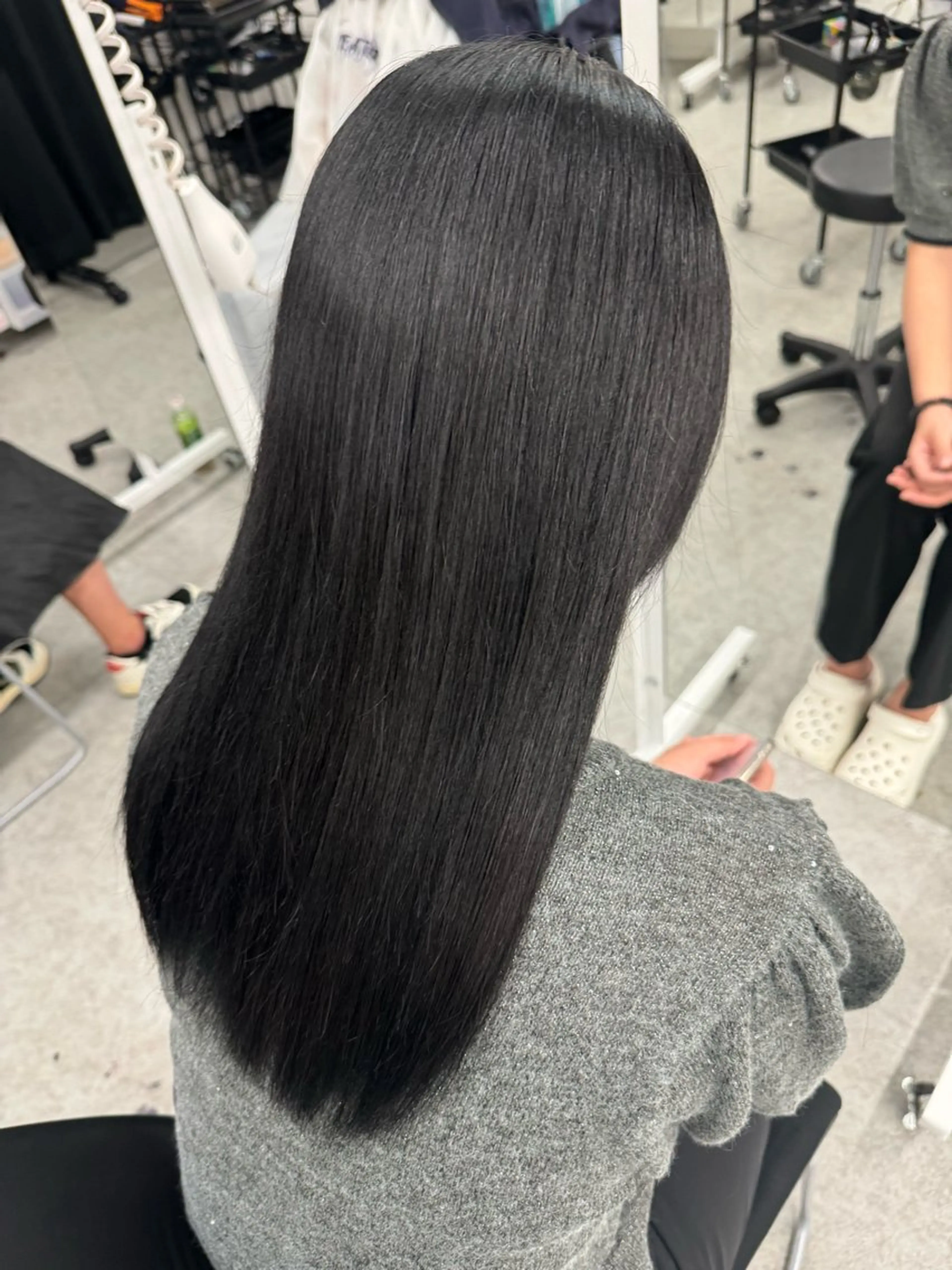 ロング noa🎀美髪縮毛/ 透明感カラーのヘアスタイル