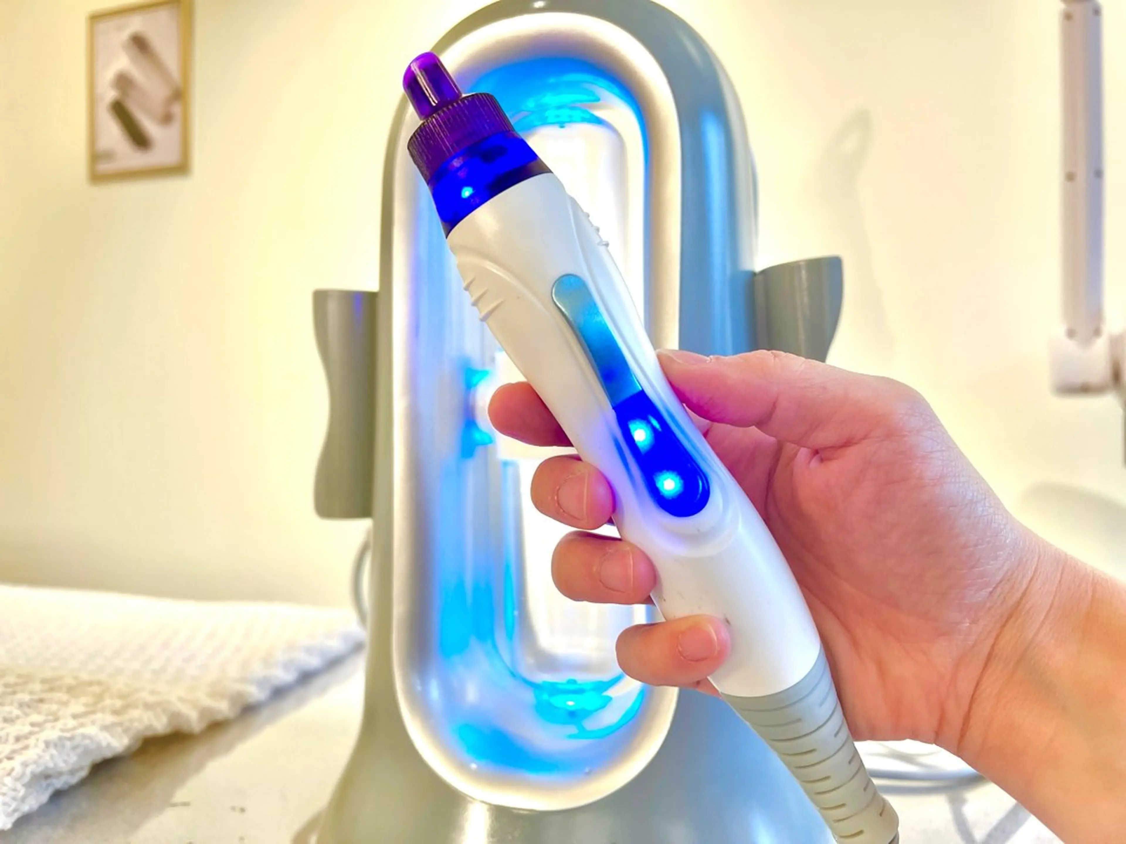 ANERAハイドロ毛穴洗浄11,000円→3,900円の写真