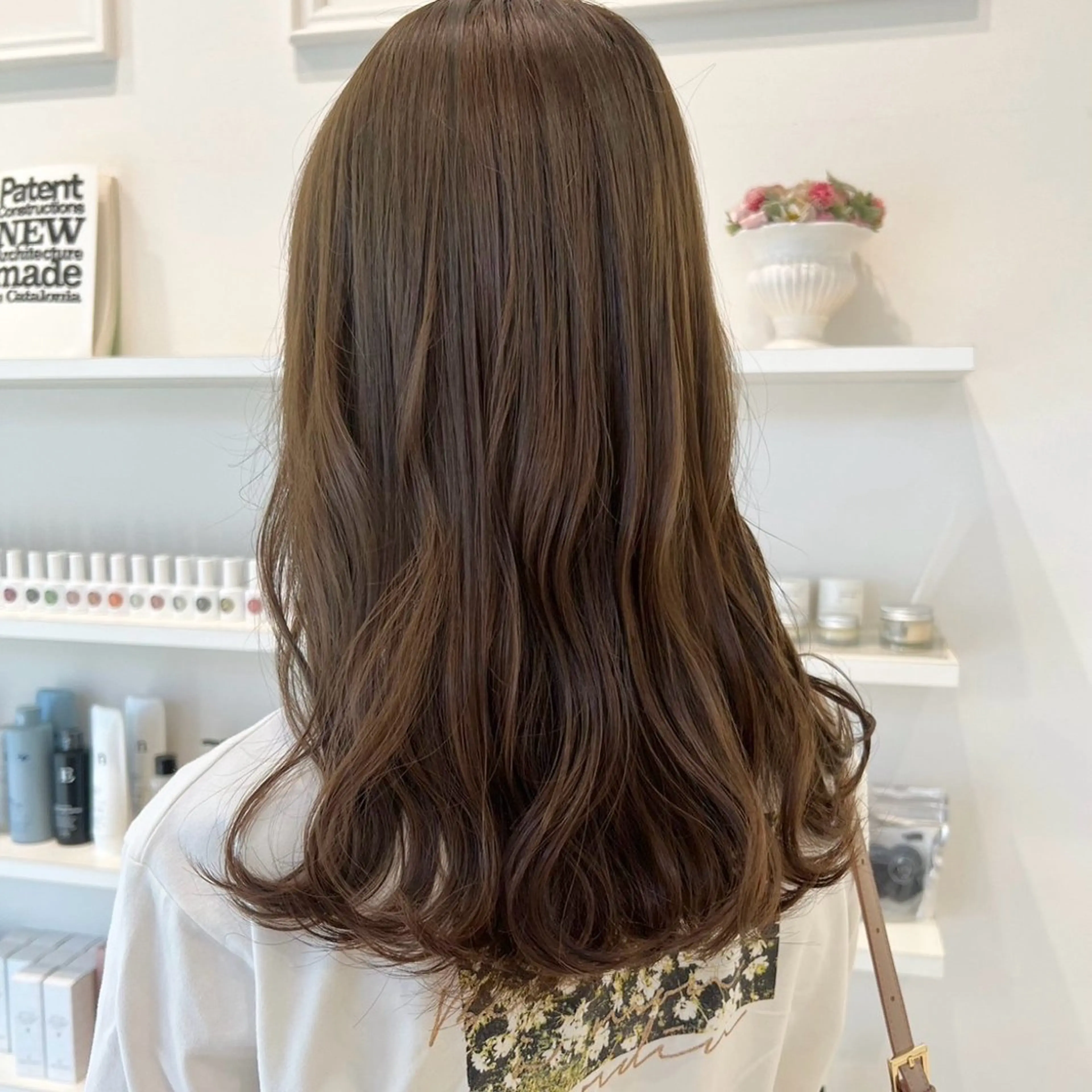 セミロング カラー ヘアカラー ParveMix￤ 大賀さつき🍨🤍のヘアスタイル