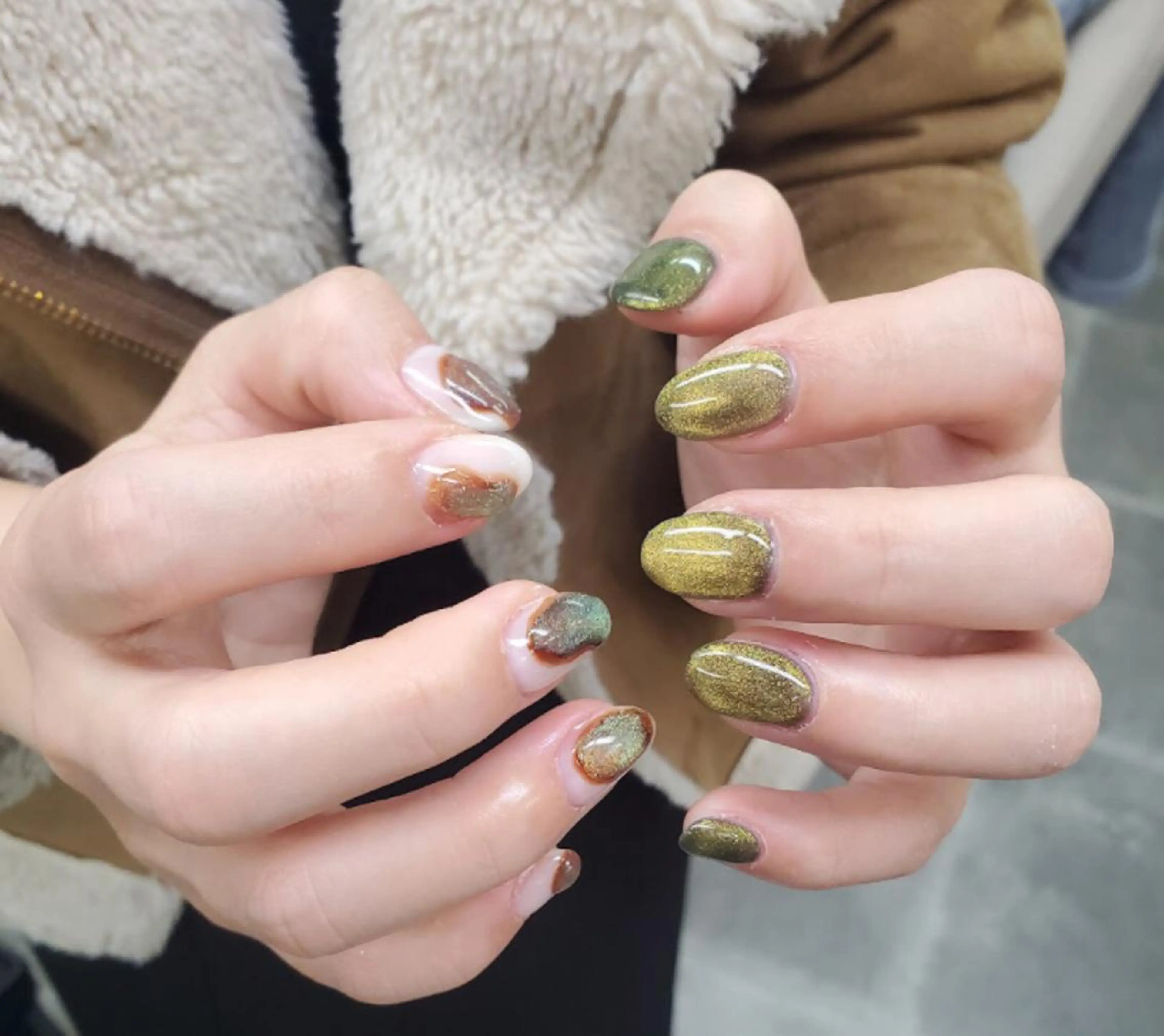 ネイル アートネイル ジェルネイル マグネットネイル ニュアンスネイル スカルプネイル nailstudio eviz新宿店のネイルデザイン