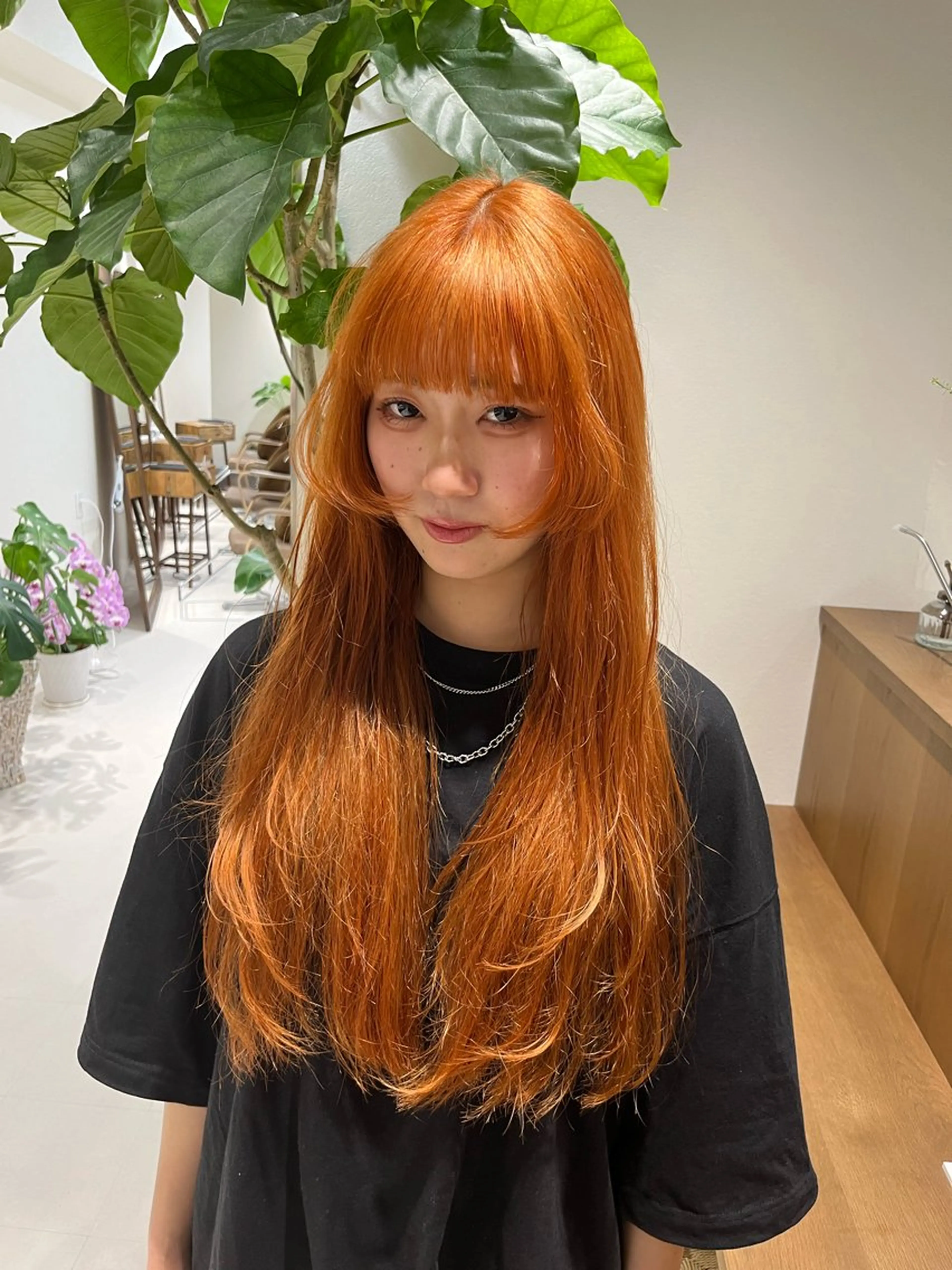 ロング カラー オレンジ 姫カット レイヤーカット カット ヘアカラー トリートメント レイヤーカット/ブラ ウンカラー/河野凜のヘアスタイル