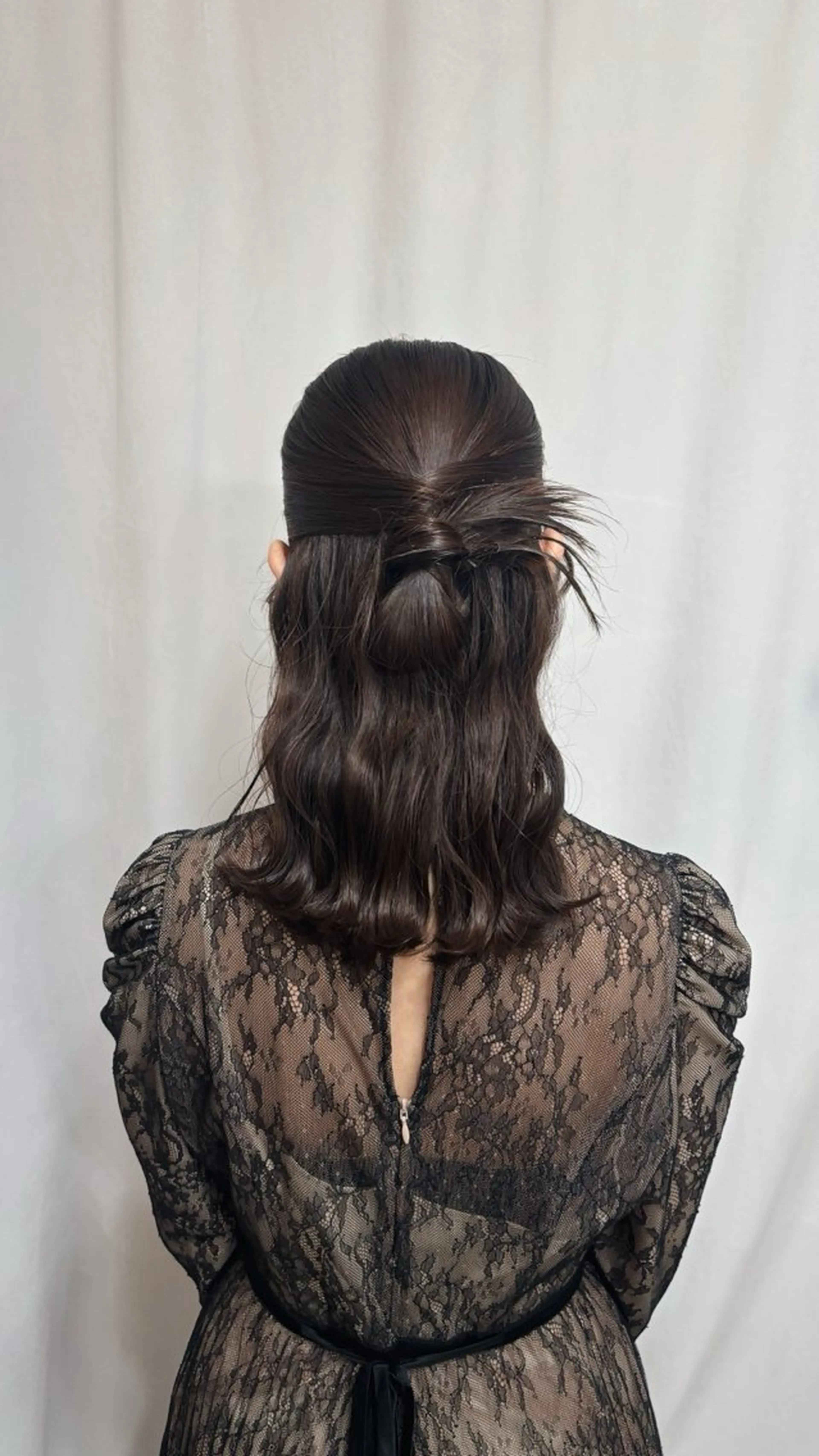 ヘアアレンジ ハーフアップ 一瀬 友美の眉毛・アイブロウイメージ