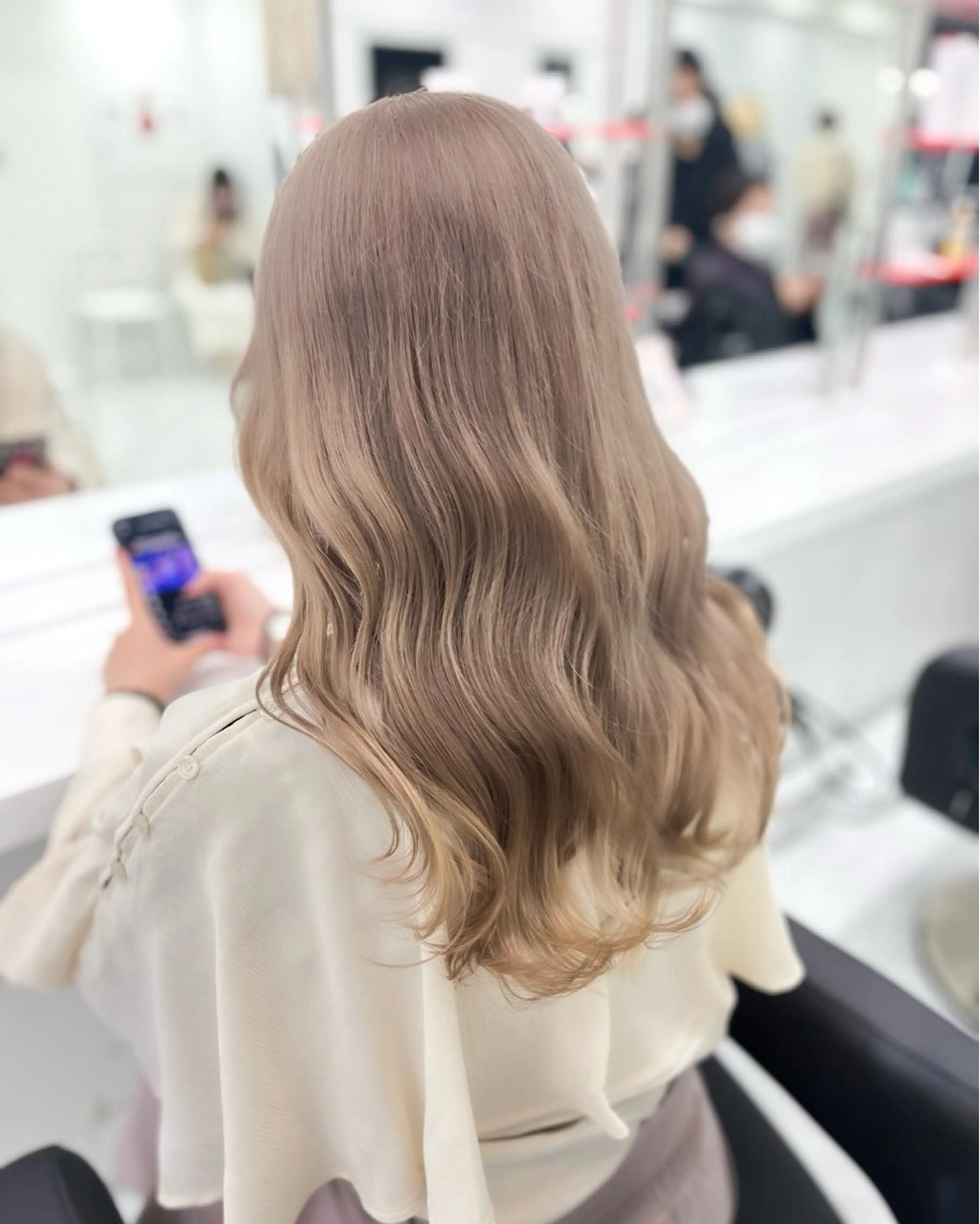 ロング カラー ヘアカラー トリートメント ヘッドスパ ヘアセット 🫧うる艶トレンド 🫧透明感カラーのヘアスタイル