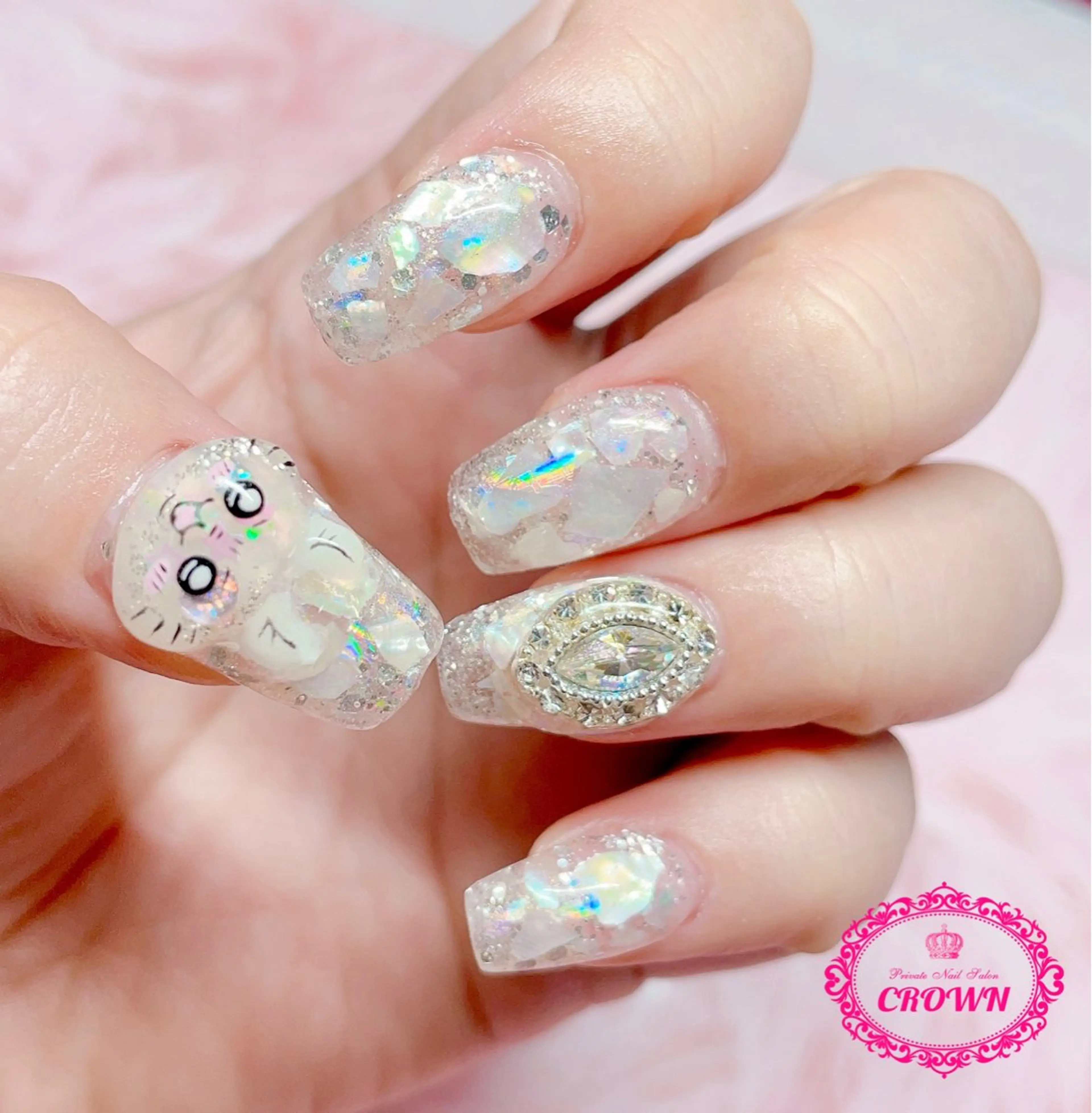 ネイル CROWN プライベートサロンのネイルデザイン