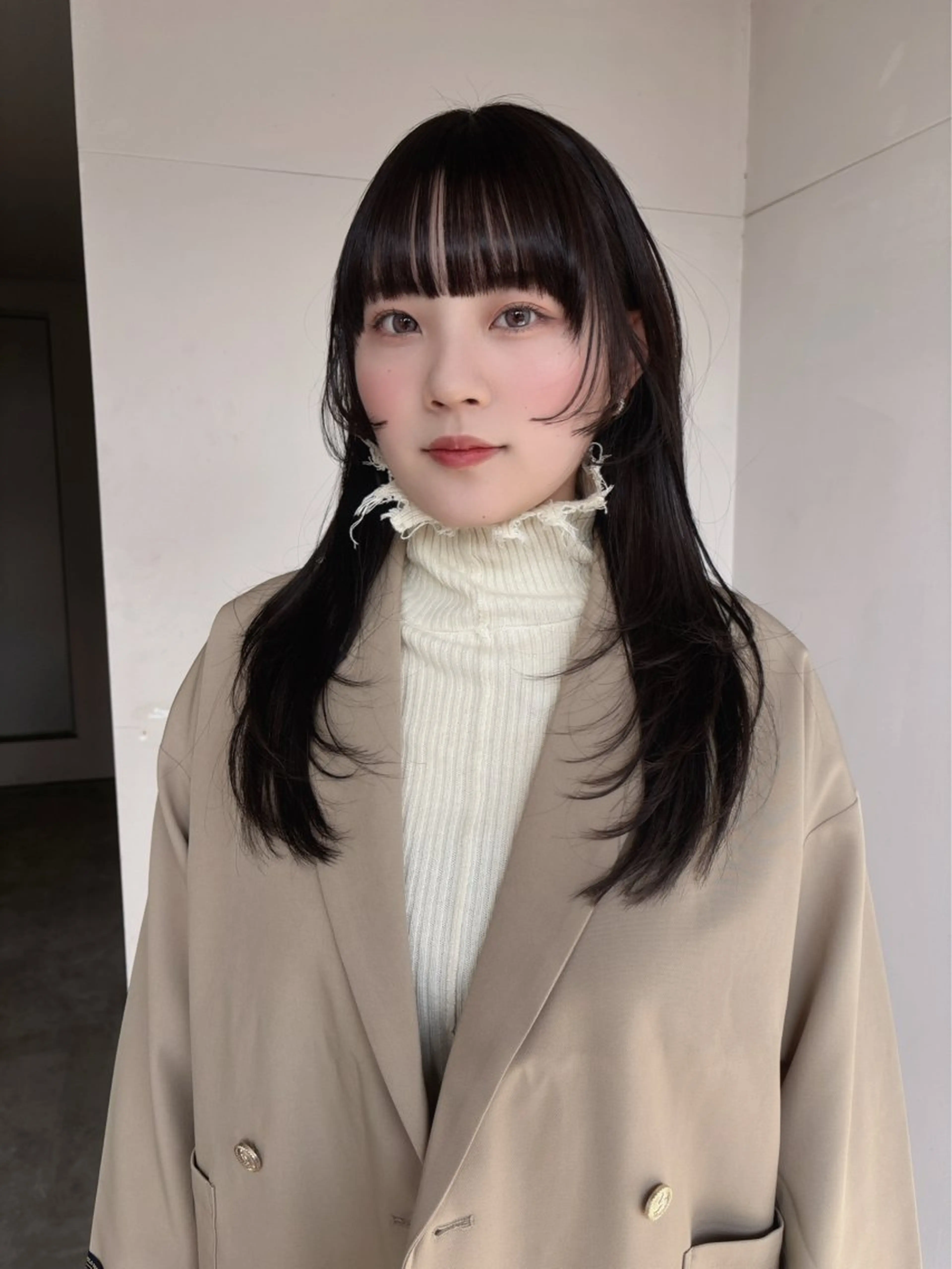 セミロング nanami IROW大名のヘアスタイル