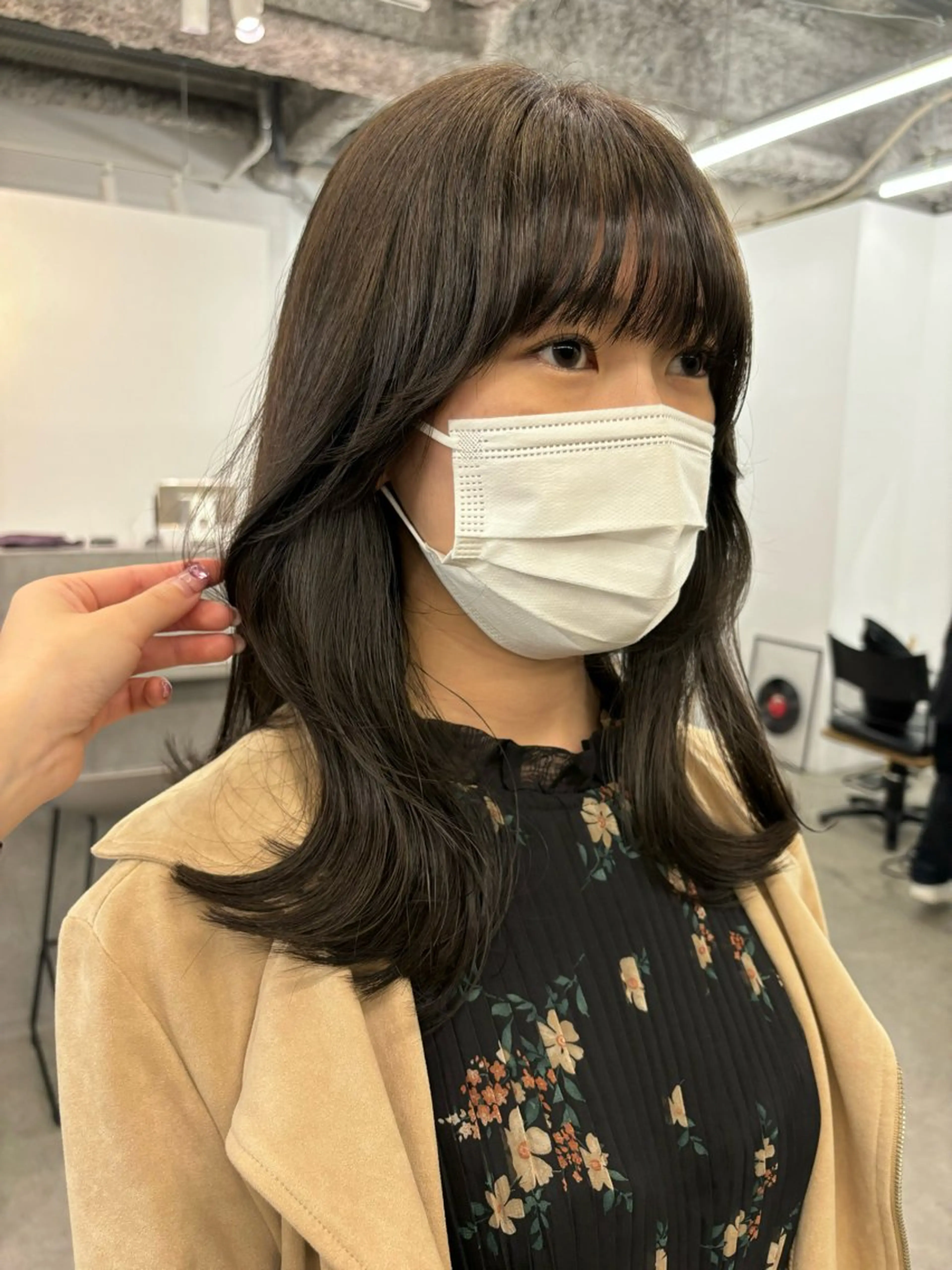 セミロング カラー くびれヘア 顔周りカット 韓国風ヘア レイヤーカット Elme 蔵前所属・顔周りカット/透明感 カラー/rioのヘアスタイル