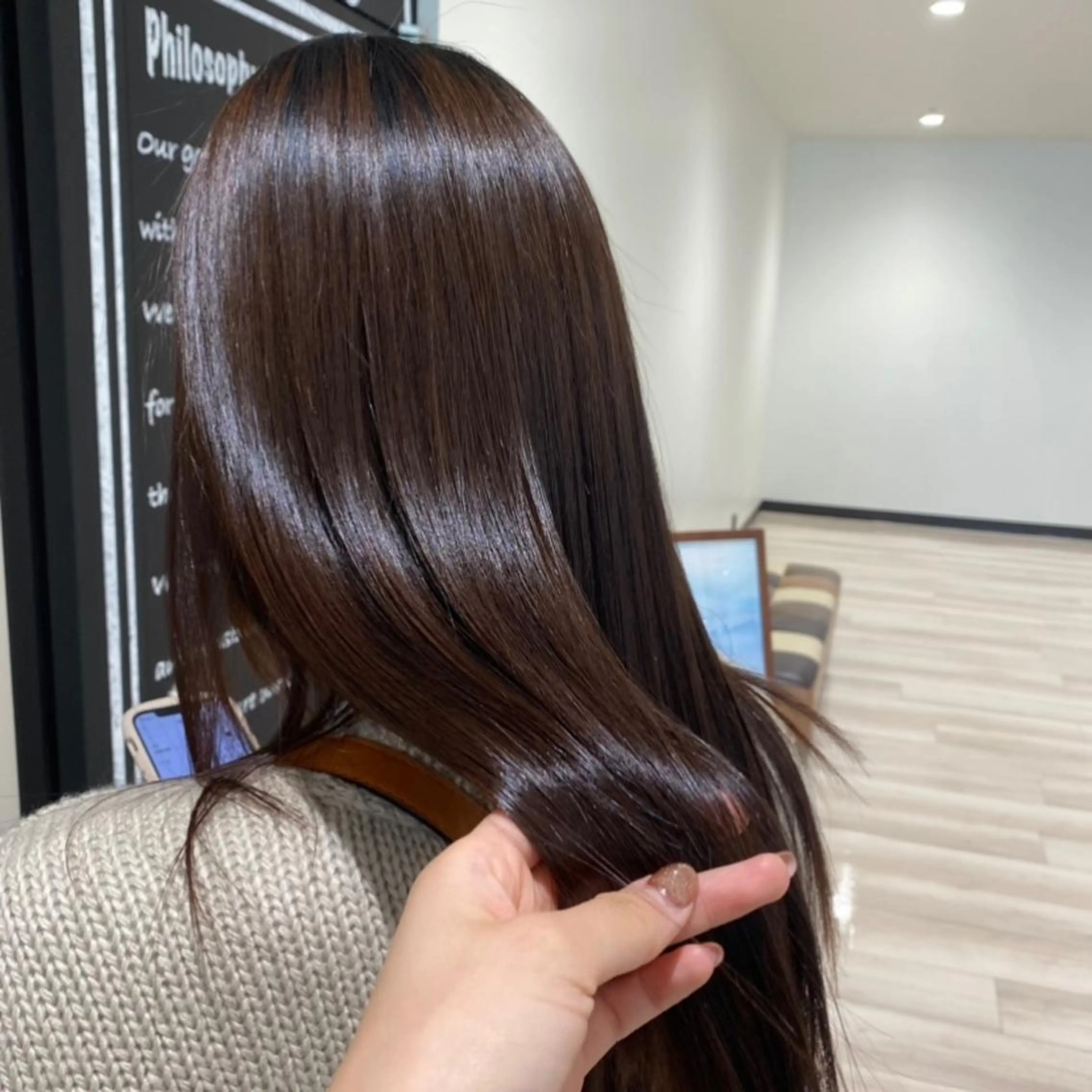 ロング 髪質改善 トリートメント 透明感カラー🌈 菊池 結衣のヘアスタイル