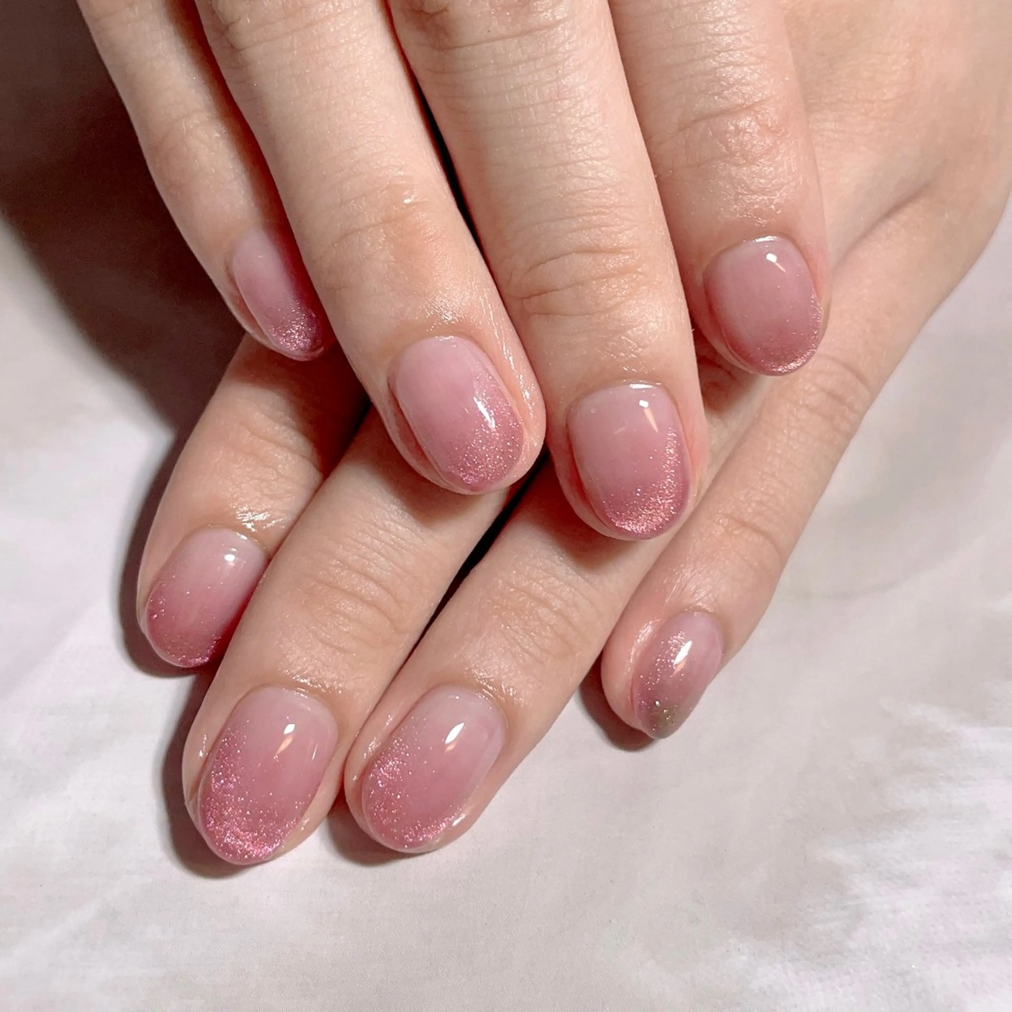 ネイル フレンチネイル マグネットネイル マグネットフレンチ ハンドネイル yumnail (ネイル&脱毛)のエステ・リラクイメージ