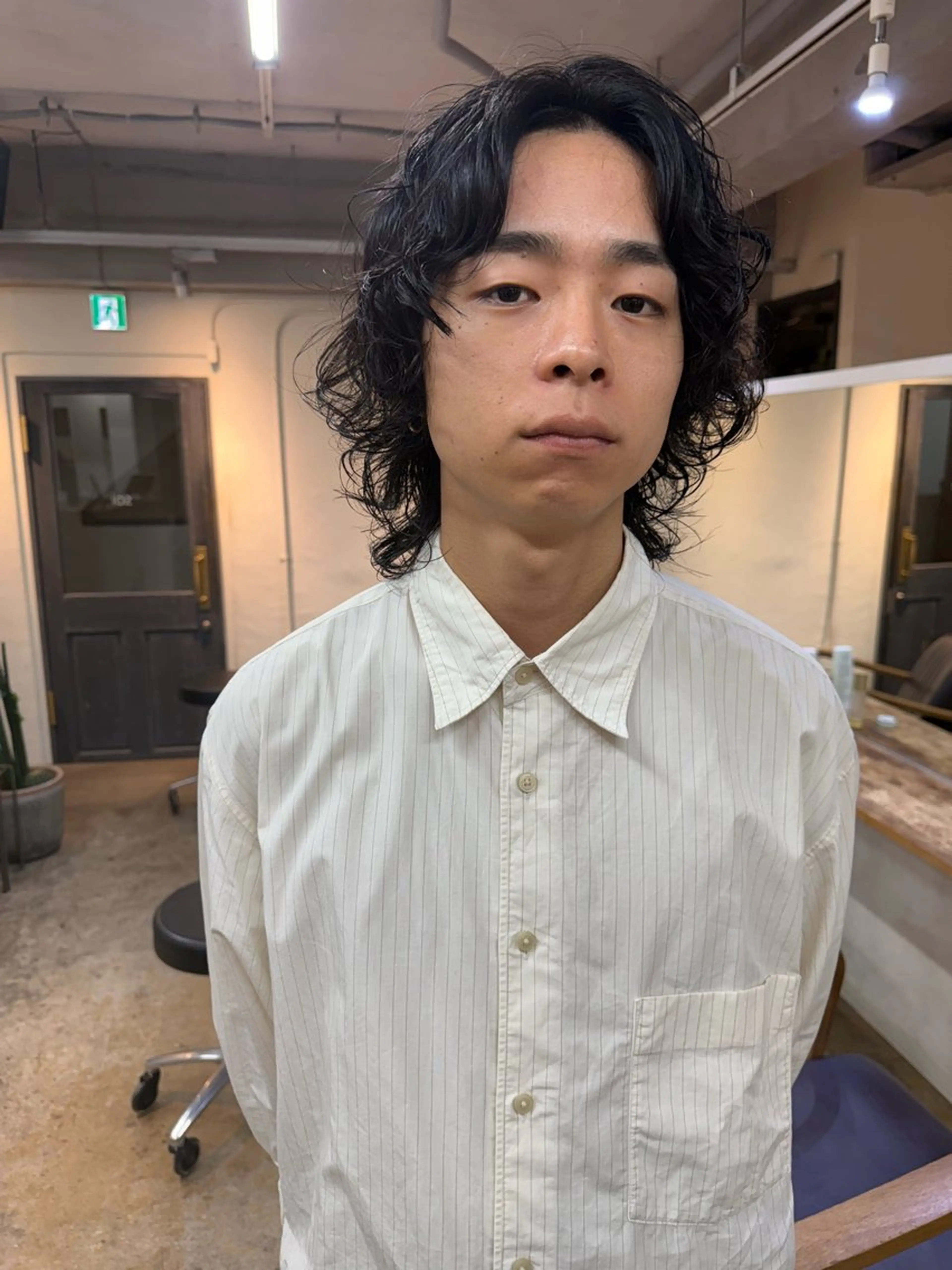 ミディアム パーマ メンズ ミディアムパーマ メンズパーマ カット パーマ トリートメント 森貴裕/ベージュ/ パーマ/オリーブのヘアスタイル