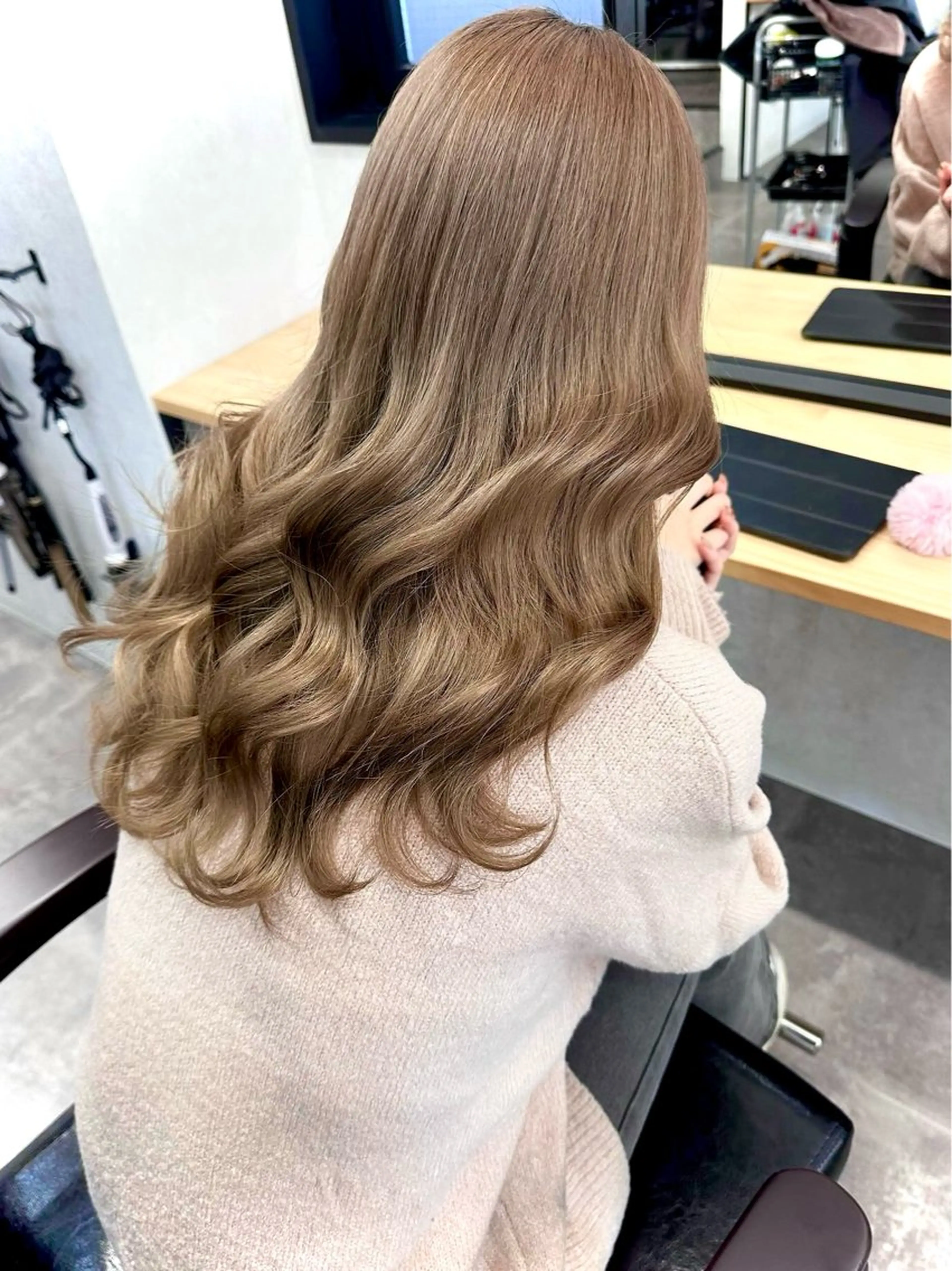 【一気にイメチェンしたい方へ🐻‍❄️】タブルカラー＋トリートメント＋最高級人毛100%シールエクステ80本の写真