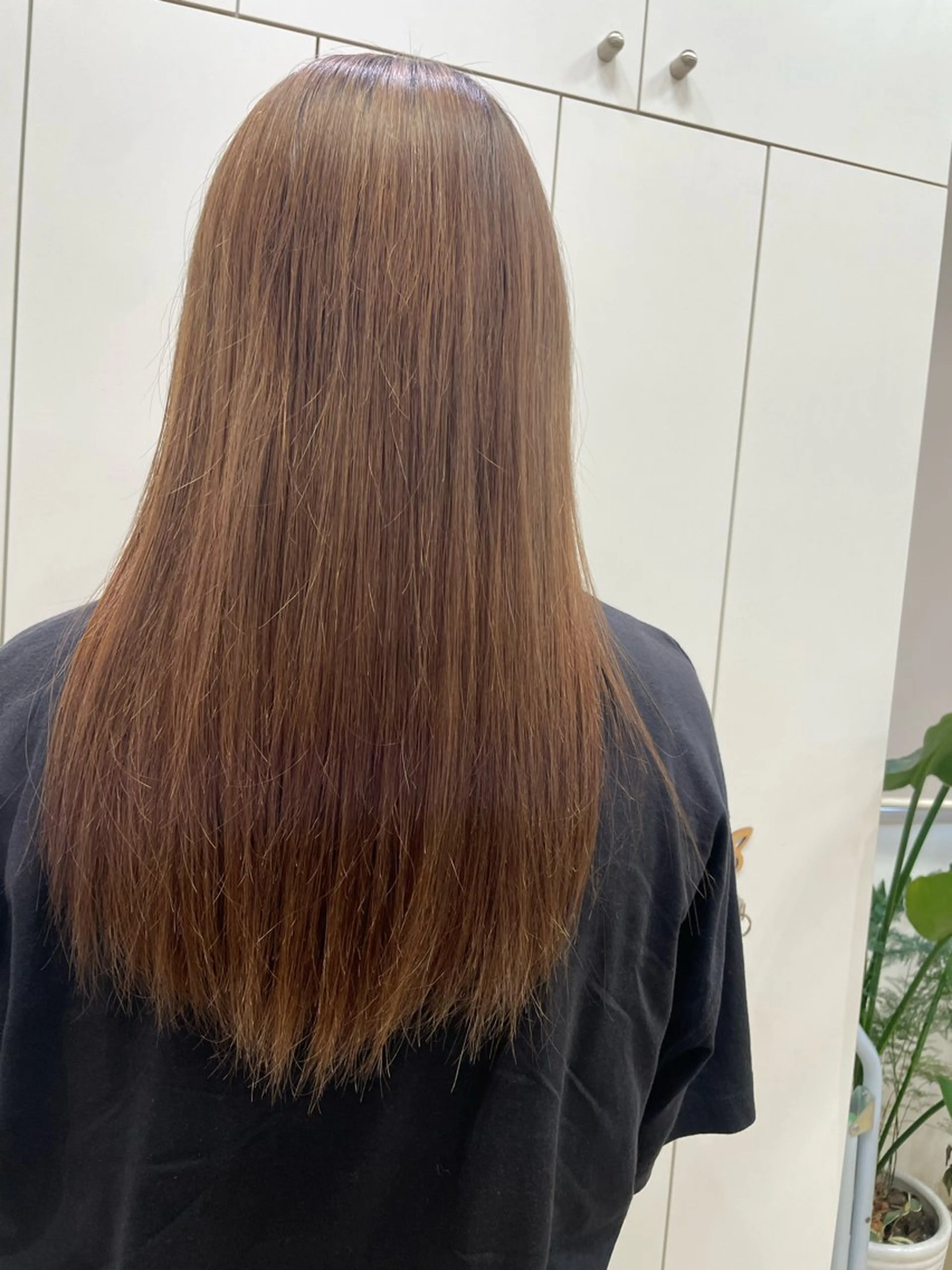 ロング カラー ベージュカラー ミルクティーベージュ CRECE♪山下 琴未のヘアスタイル