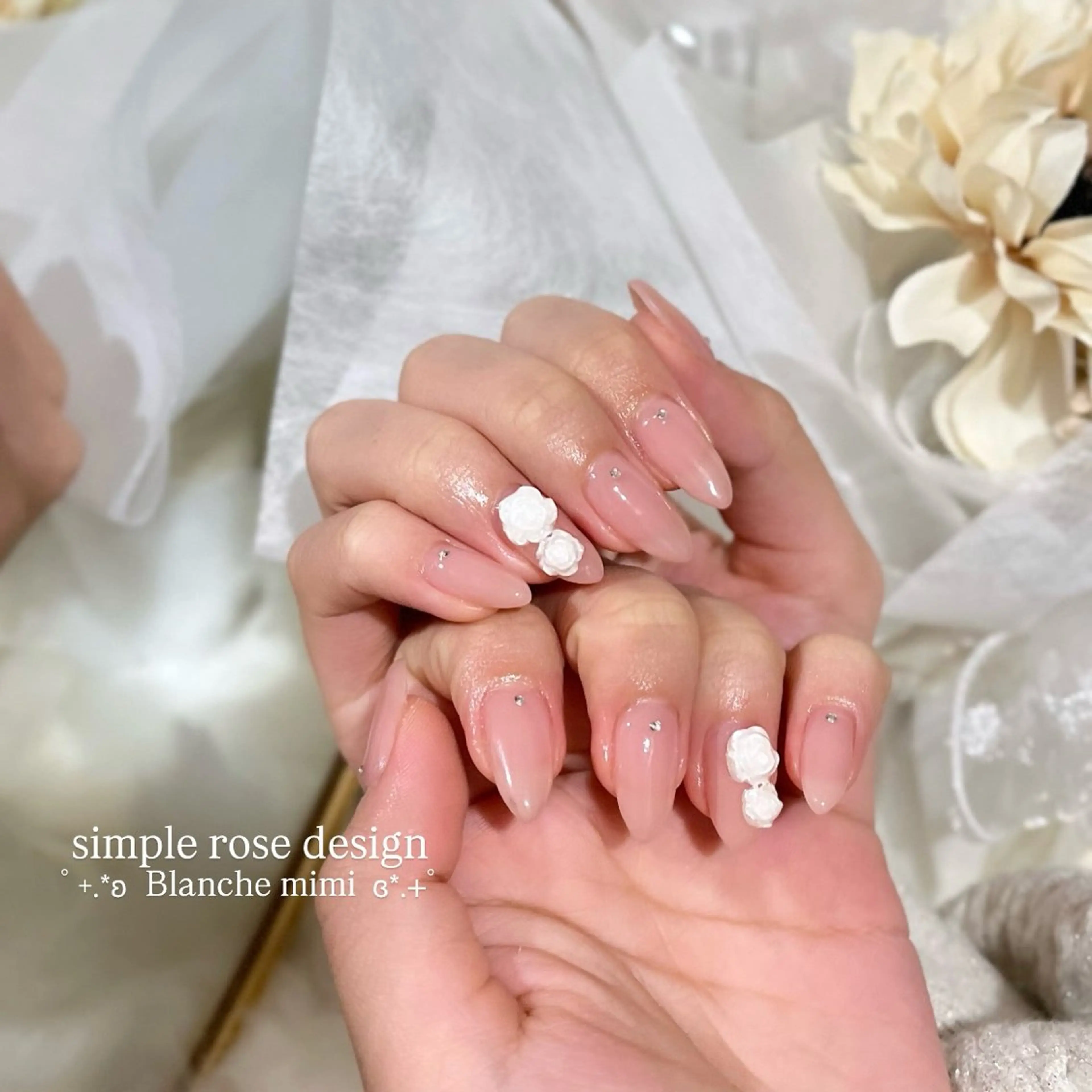 ネイル ハンドネイル Blanche mimi.u_aのネイルデザイン