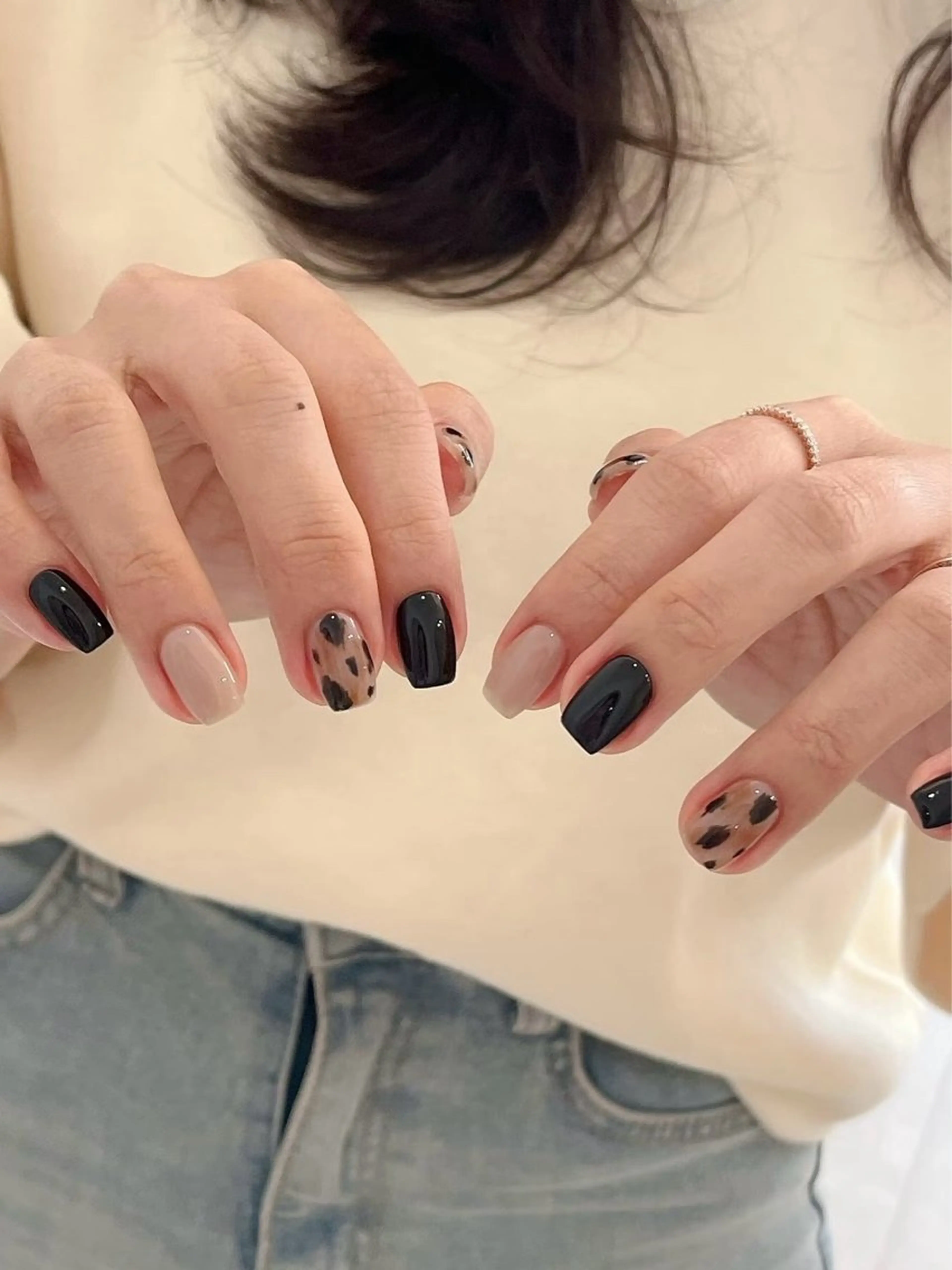 ネイル アートネイル オーロラネイル チークネイル フレンチネイル ガラスフレンチ 🎀YooLi Nail salonのネイルデザイン
