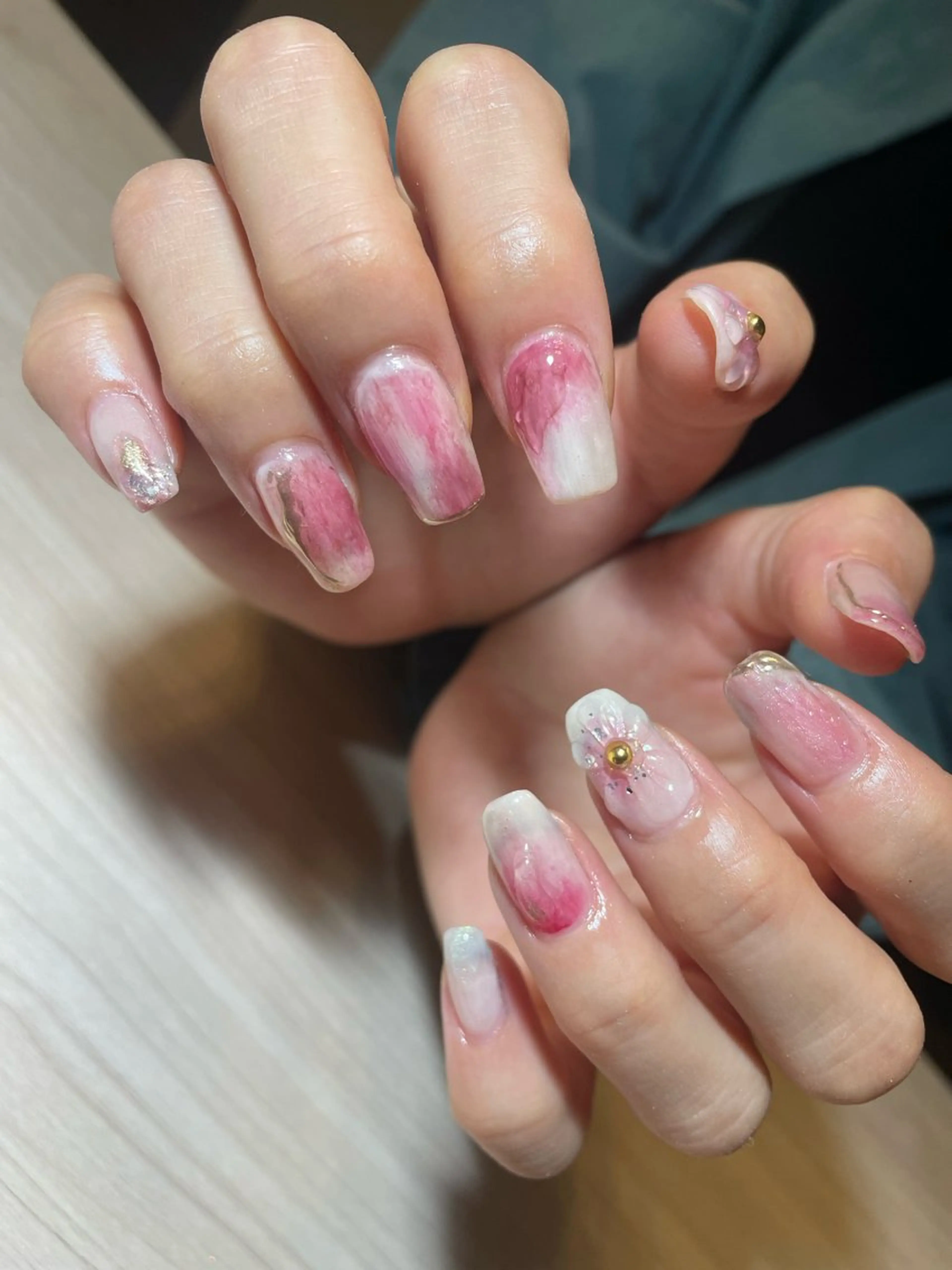 ミディアム ハンドネイル mallee nailのネイルデザイン