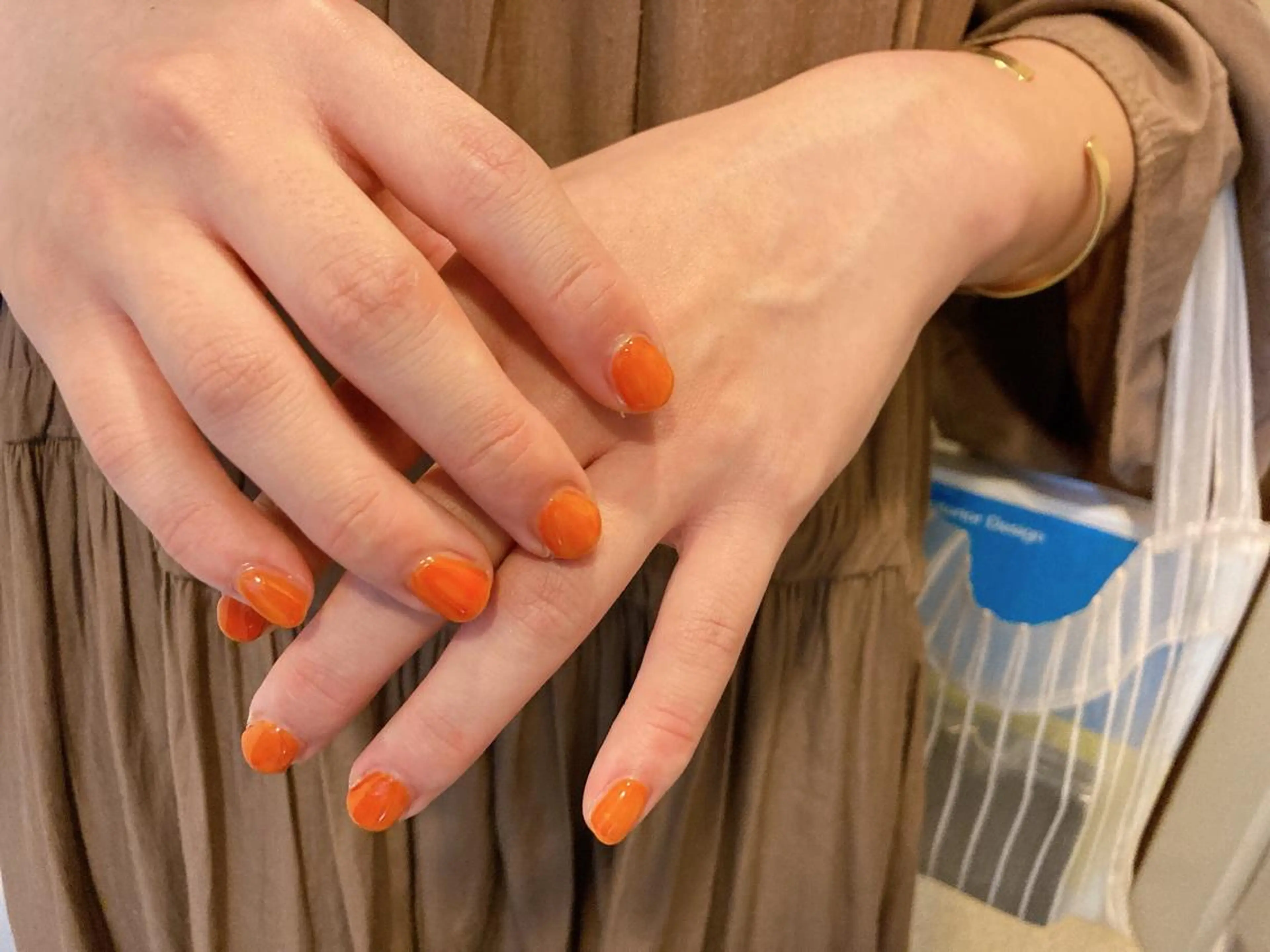 ネイル オレンジ ハンドネイル mogunail &blowのネイルデザイン