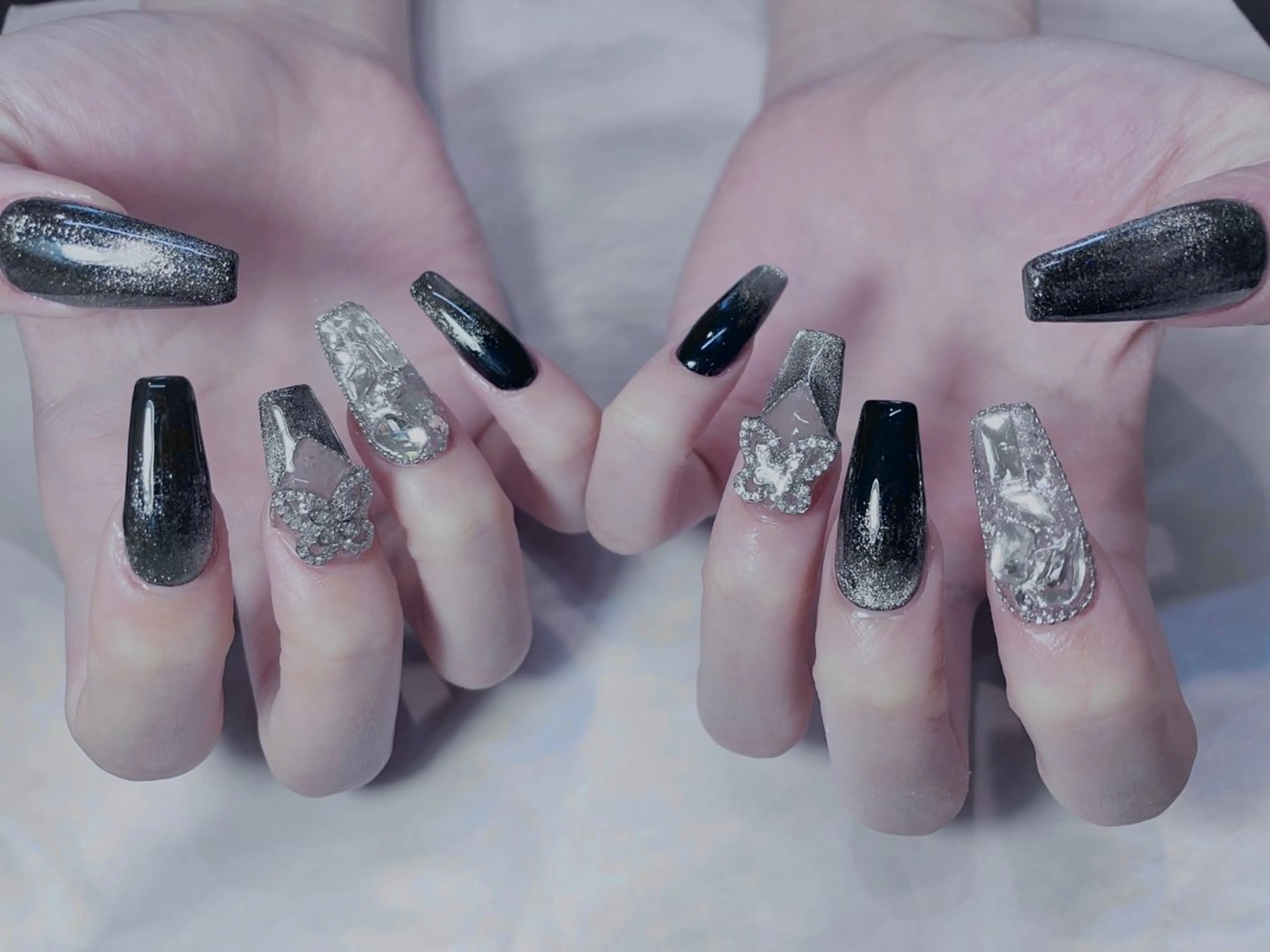 ネイル Spiky とうげ ふうかのネイルデザイン