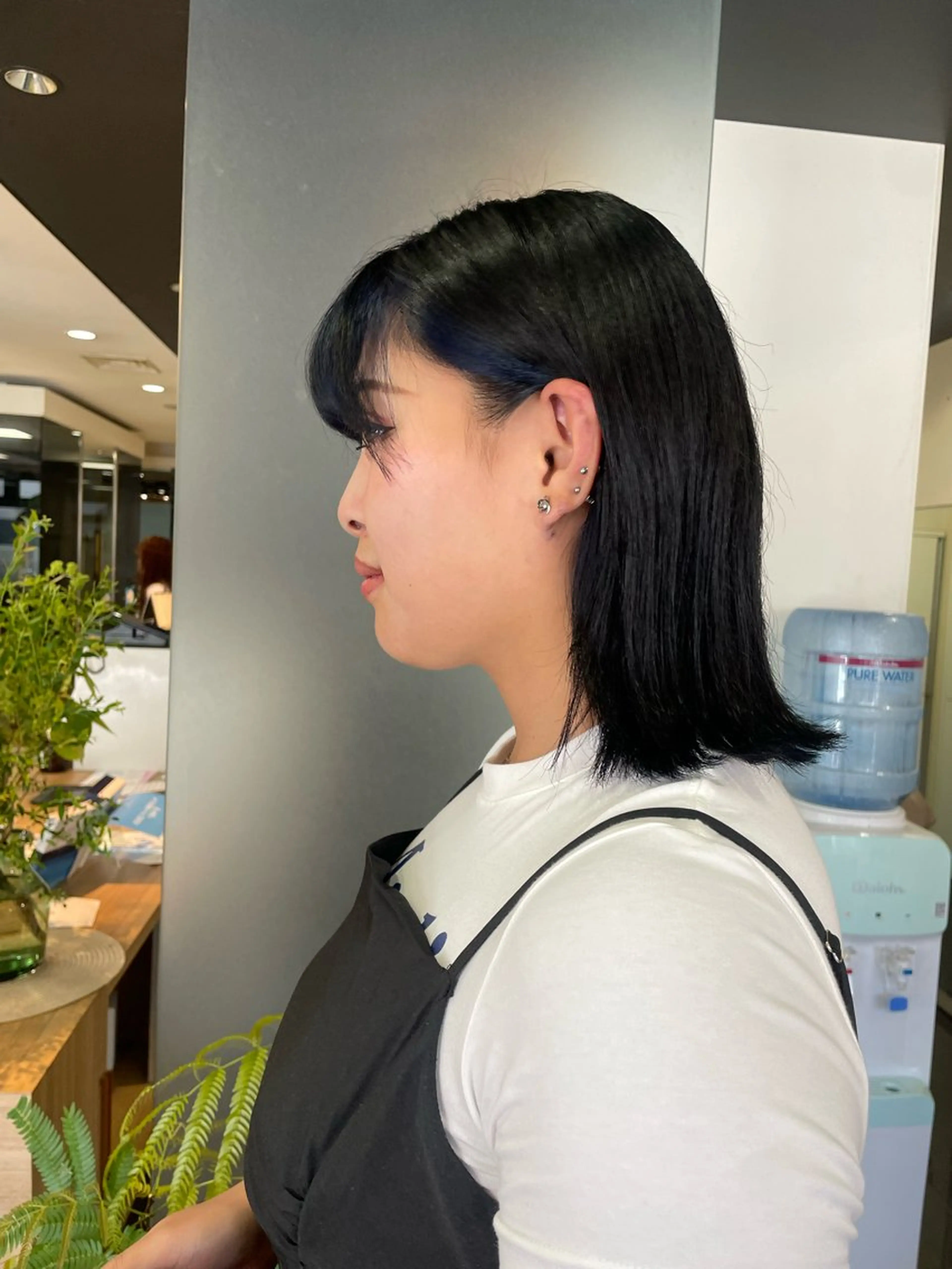 ショート カラー ヘアカラー ハイトーン/レイヤー 似合わせ・ユキノのヘアスタイル