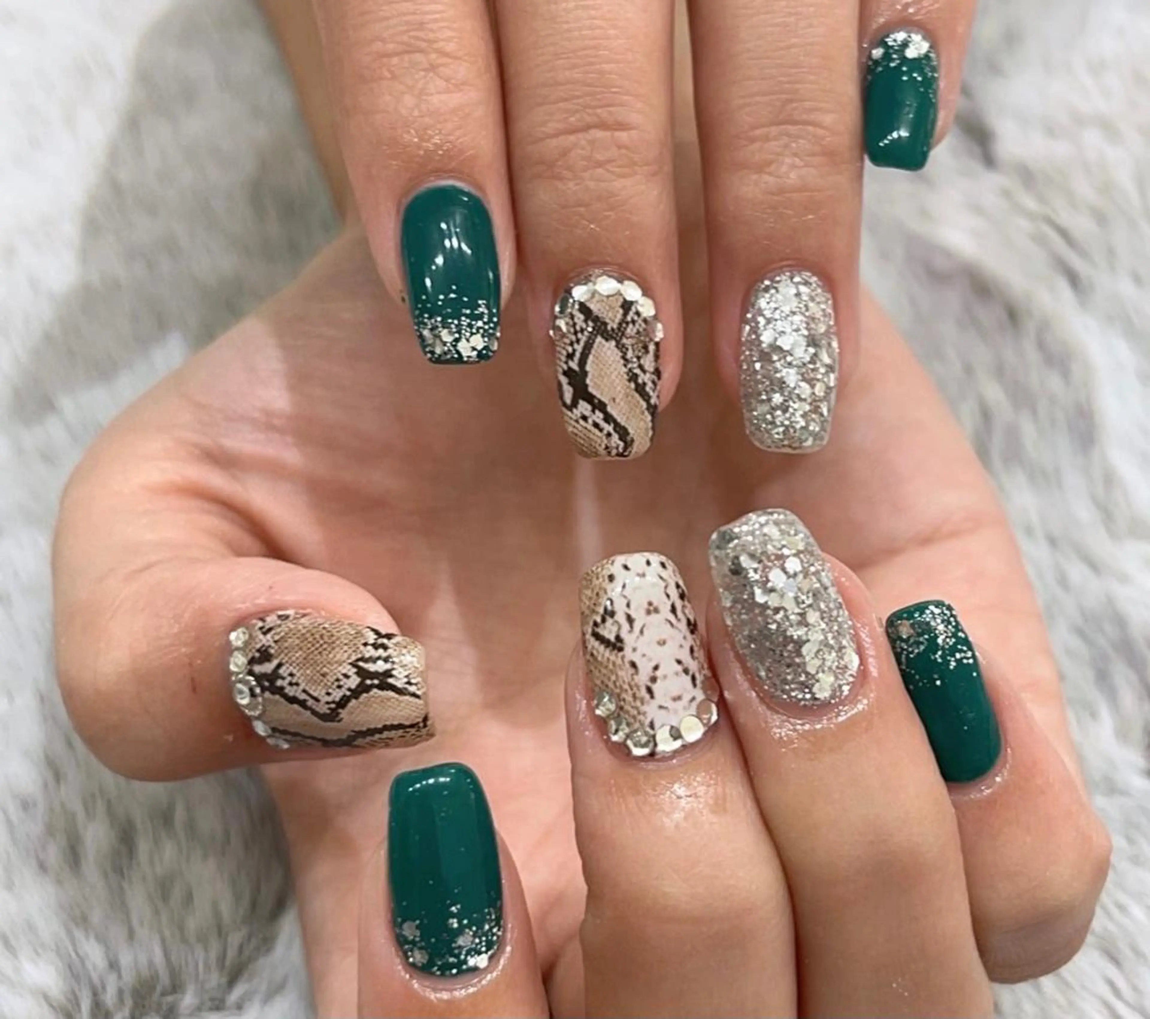 ネイル EN_NAIL 野中本店Ayakaのネイルデザイン