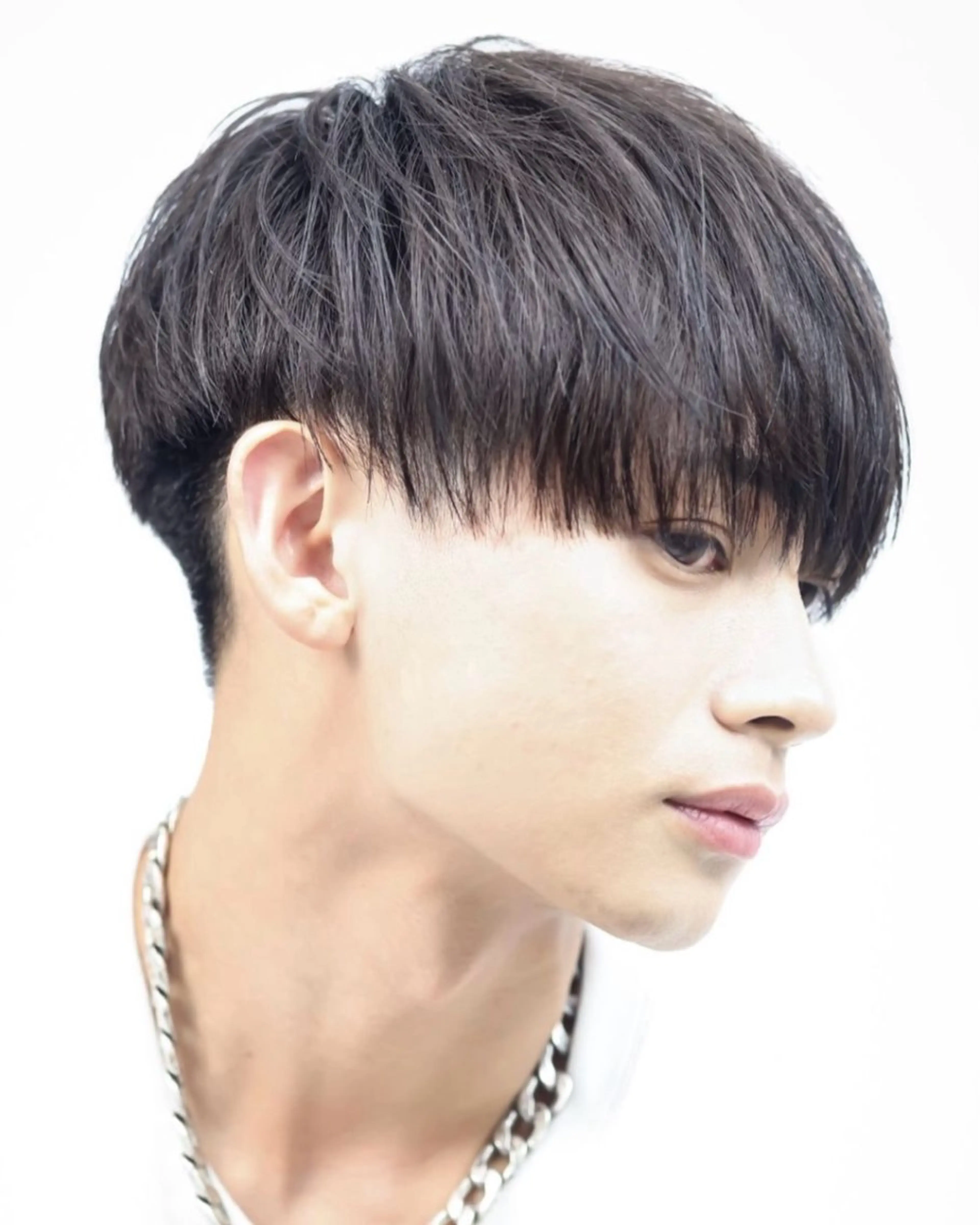 刈り上げマッシュ カットモデルの写真