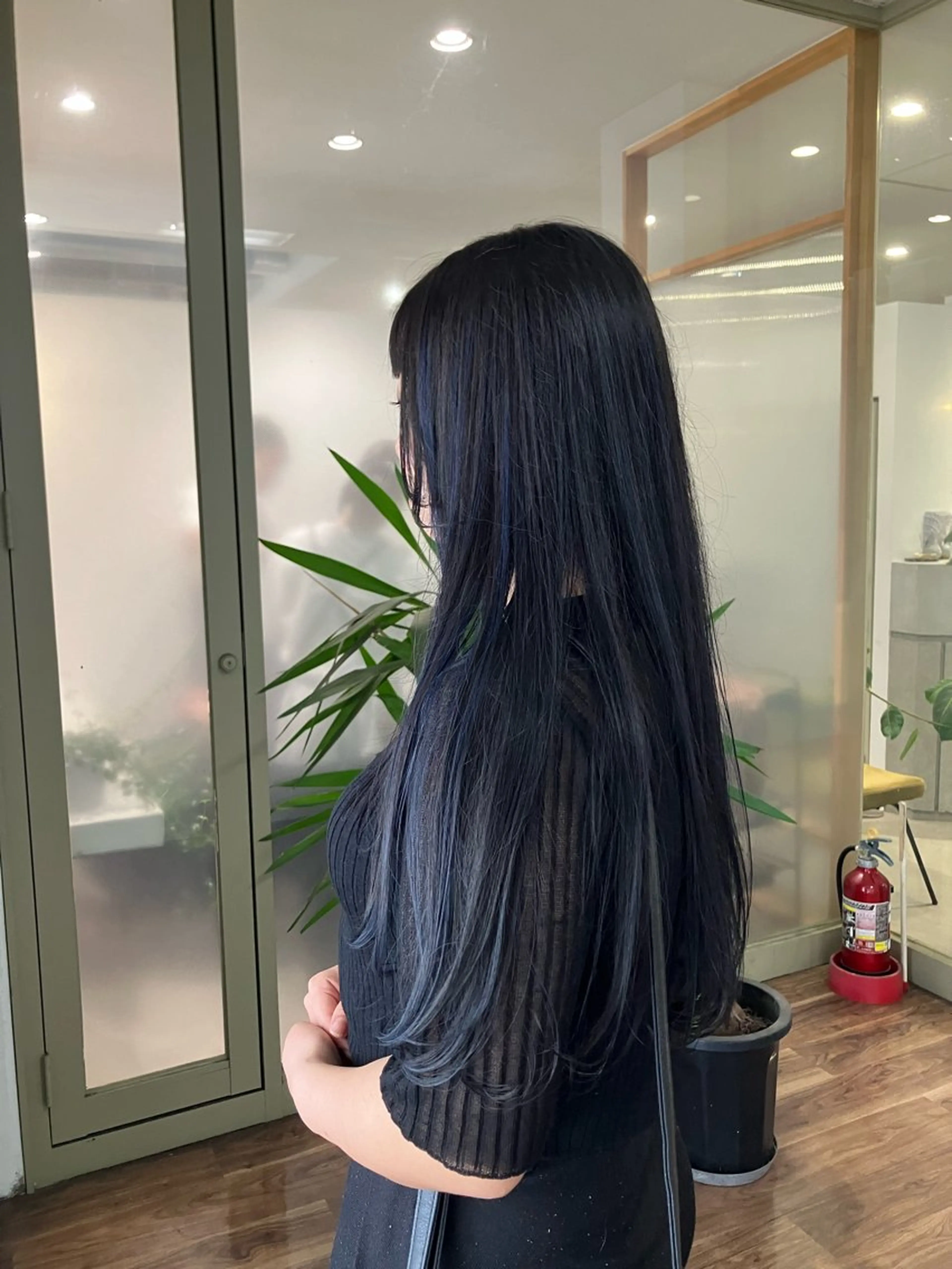 ロング ハイライト 平松 里穗のヘアスタイル