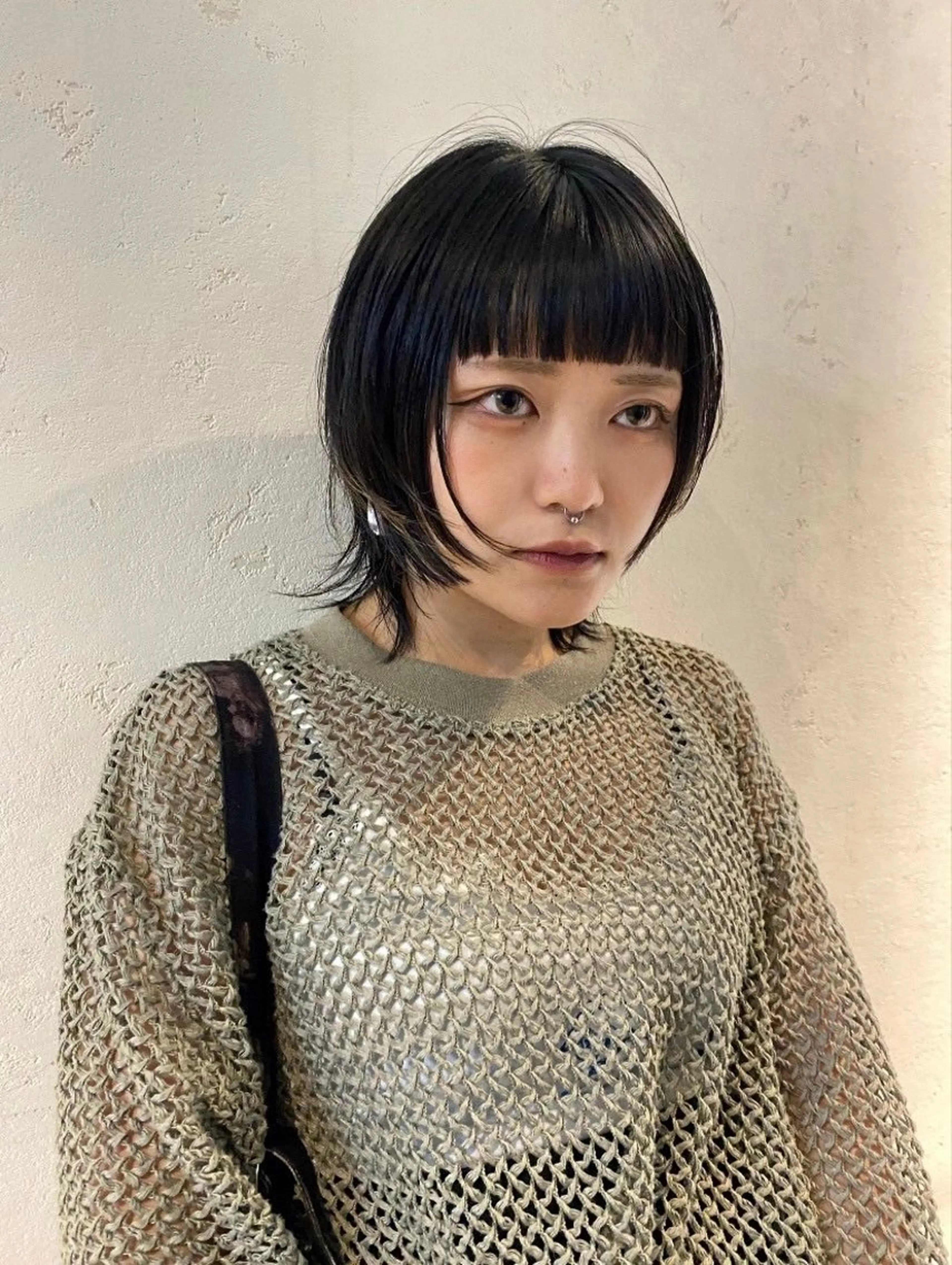 ミディアム カラー レイヤーカット ウルフカット ウルフレイヤー カット トリートメント ヘアセット 安部佑哉/ハイトーン /レイヤー/ブリーチのヘアスタイル