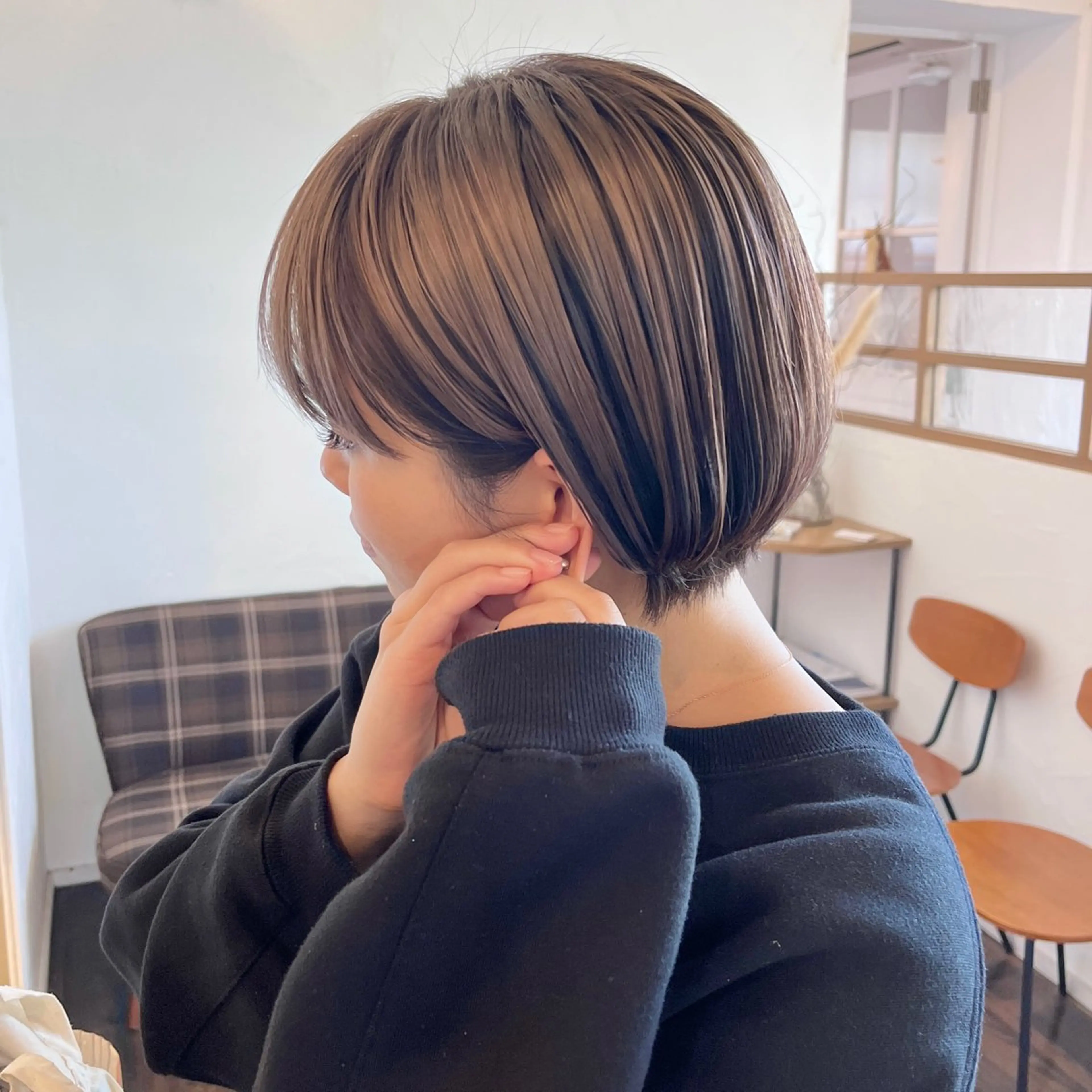 ショート カラー ブリーチ 伊藤ゆかり/髪質改善 /透明感カラーのヘアスタイル