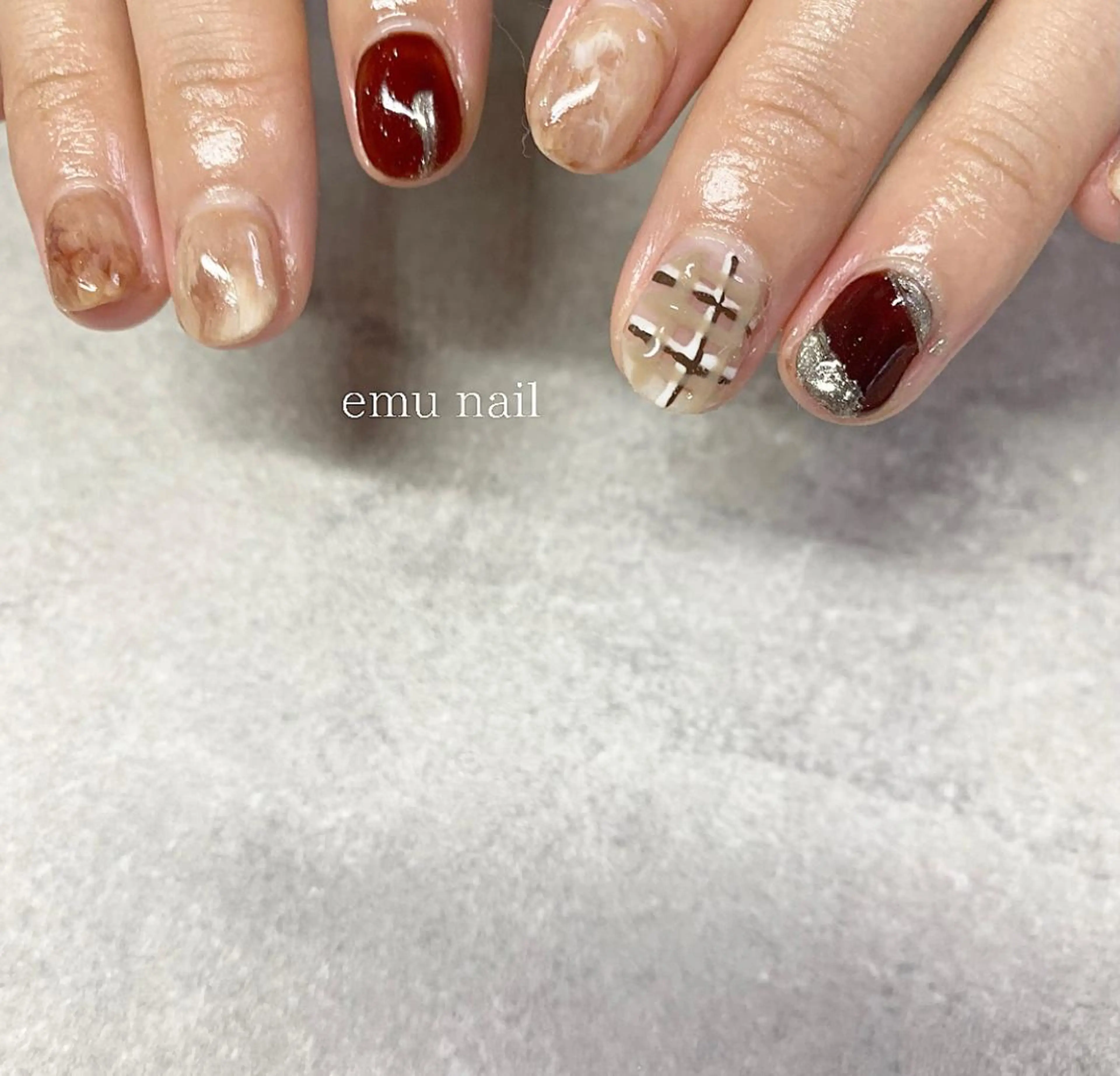 ネイル ワンカラーネイル ショートネイル emu nailのネイルデザイン