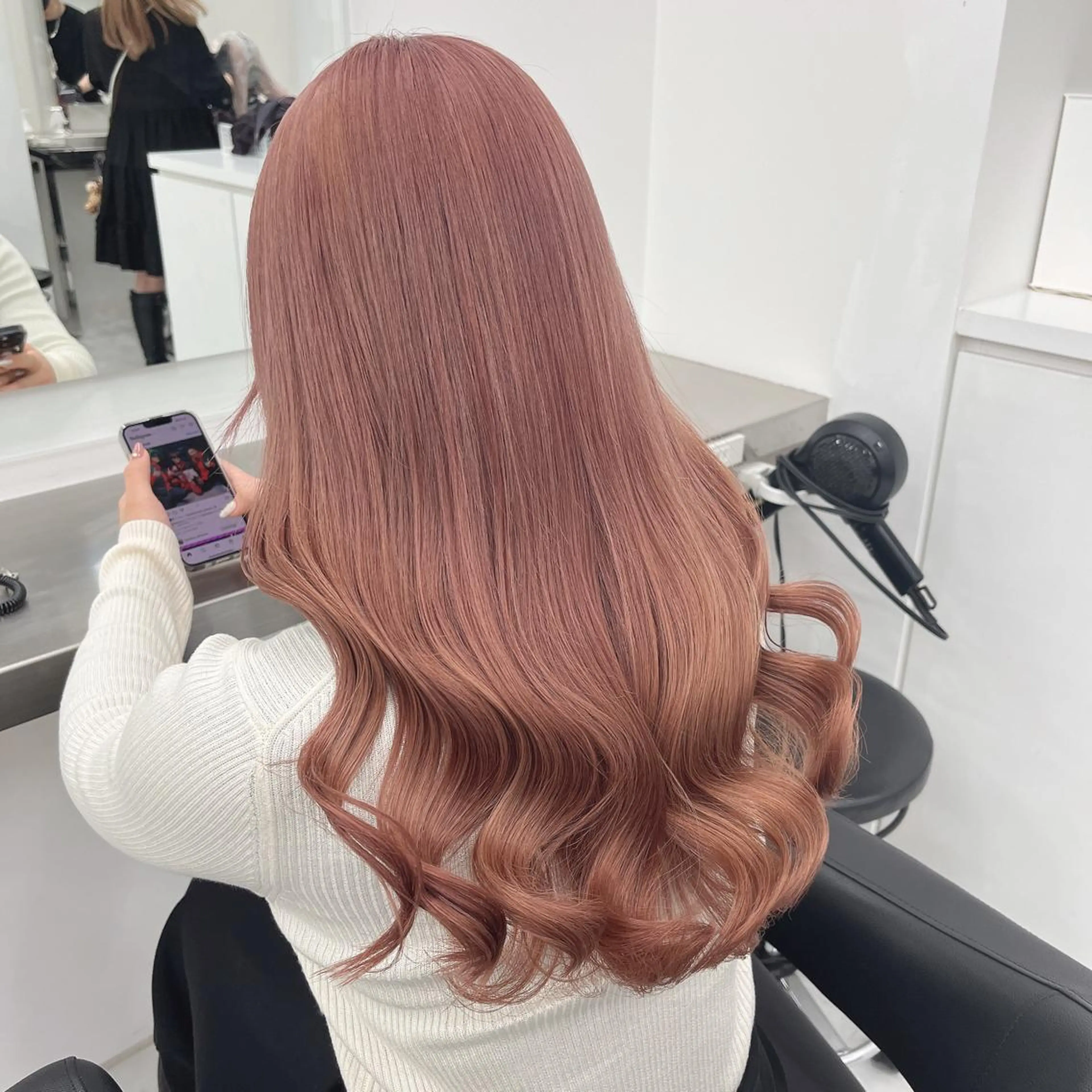 ロング ヘアカラー 💗韓国暖色ヘア NO.1💗🪽のヘアスタイル