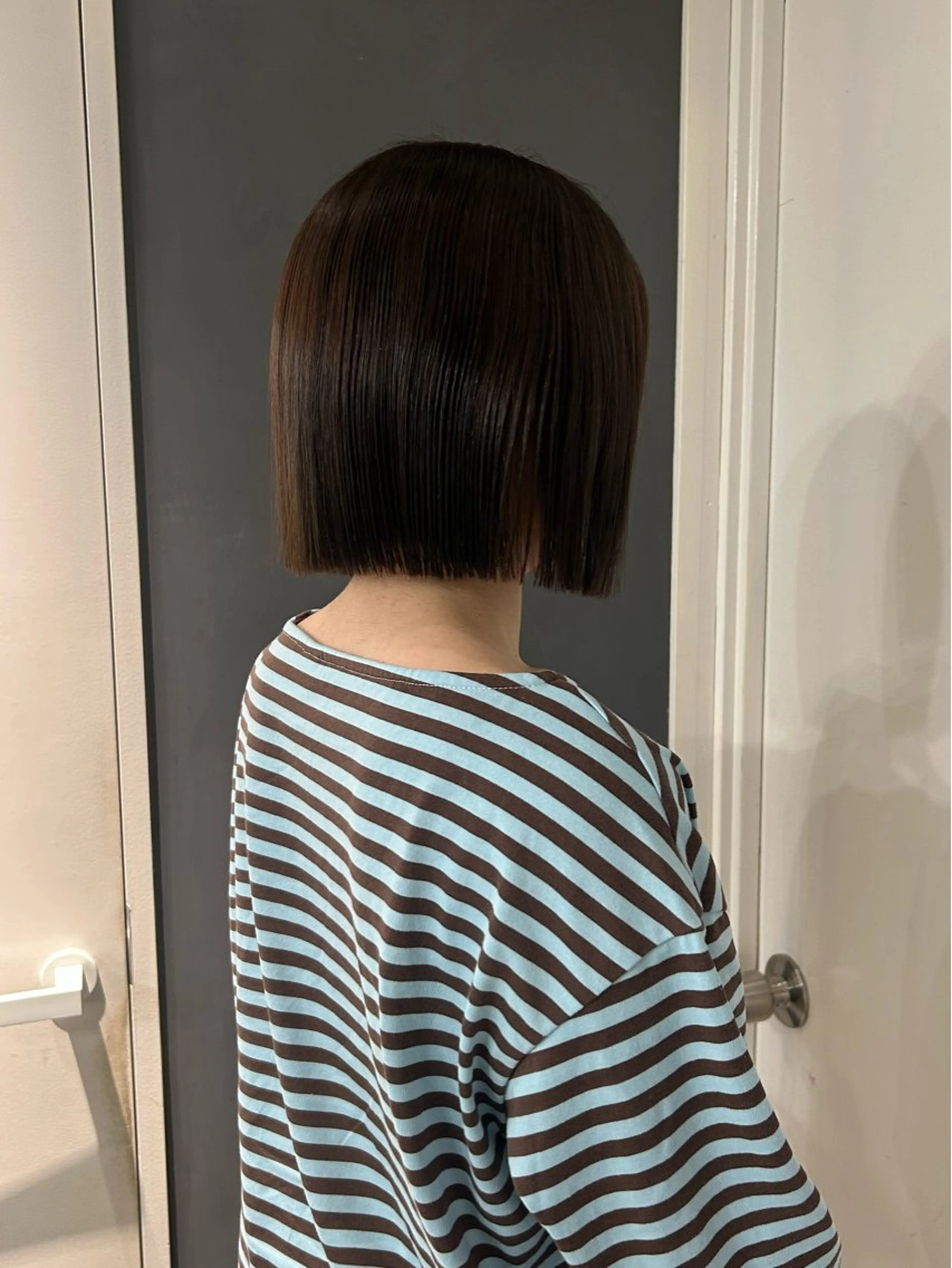 ミディアム カット ヘアカラー トリートメント えり 堀江/ボブ /レイヤー/艶髪のヘアスタイル