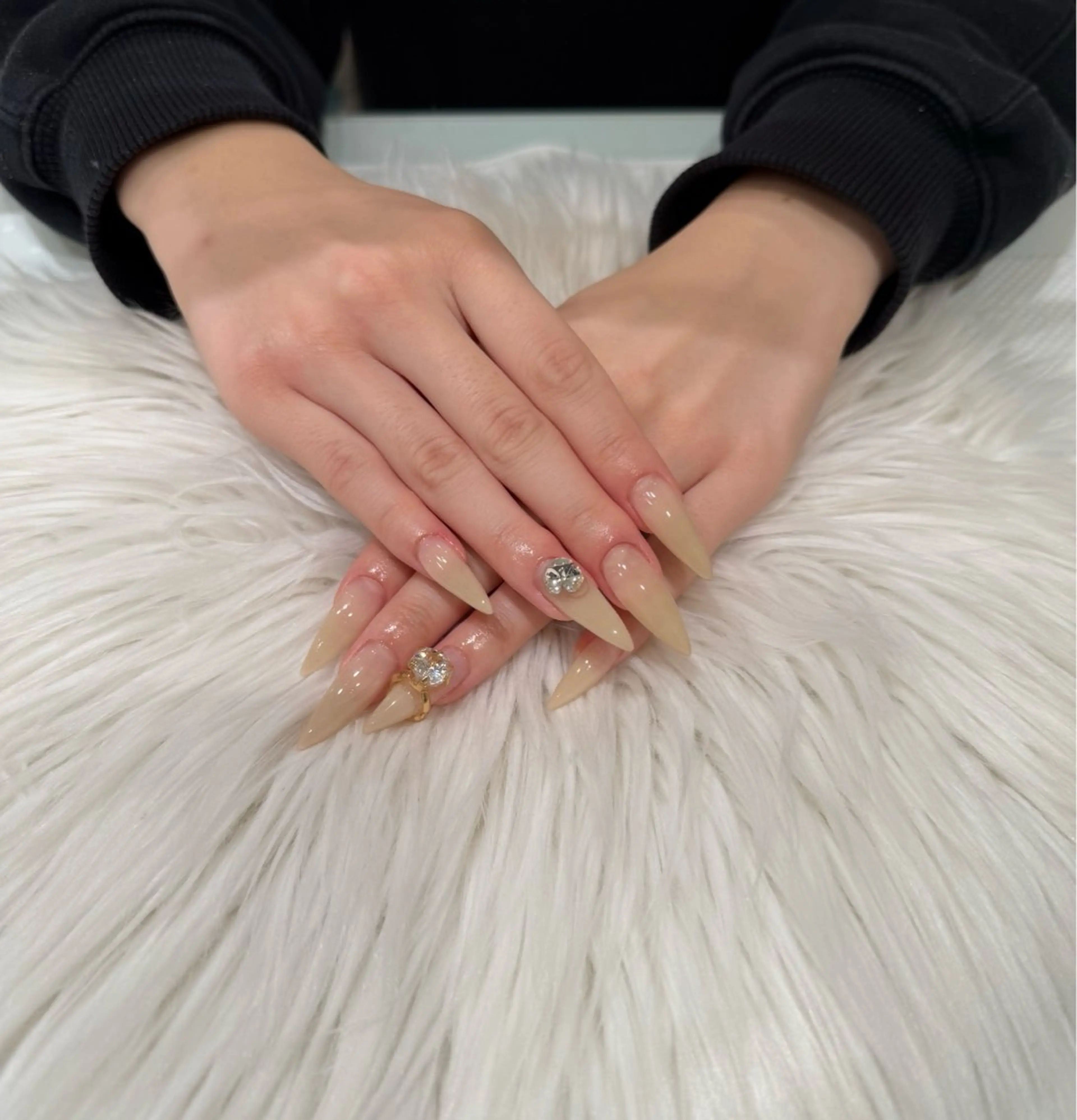 ネイル シンプルネイル ラサンセリテ moekaのネイルデザイン