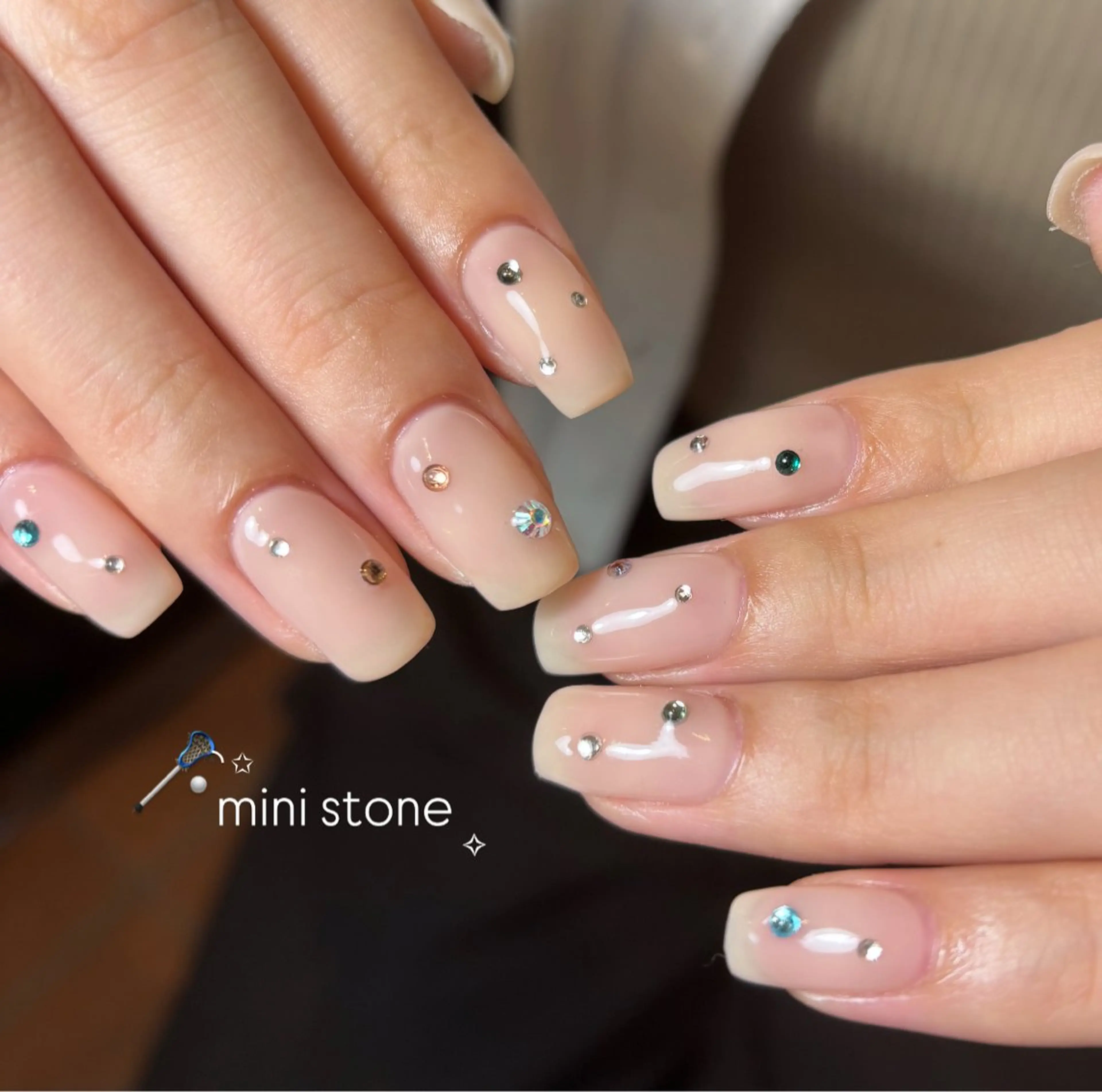 ネイル ストーンネイル ハンドネイル Ballie/ Mizukiのネイルデザイン
