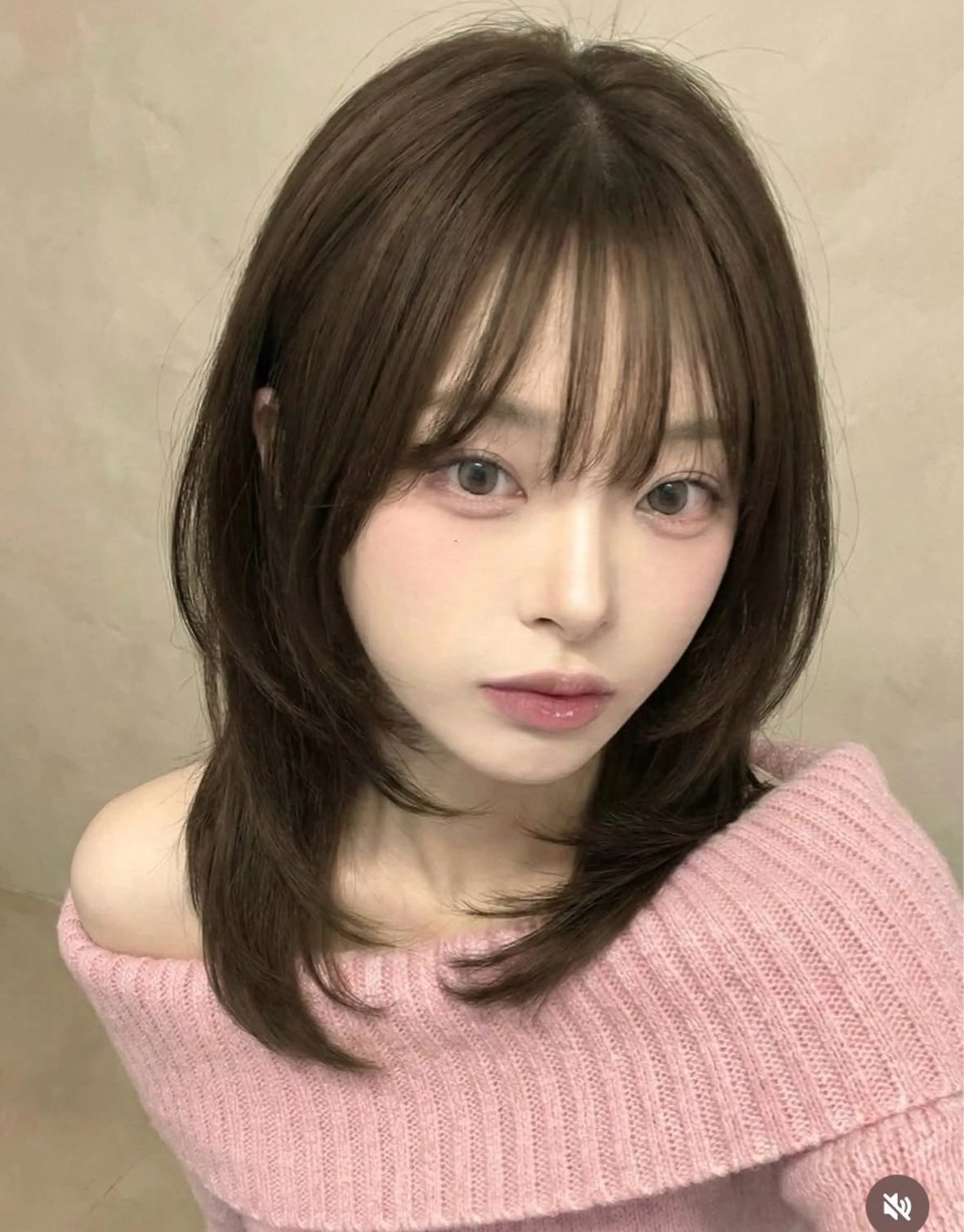 ミディアム カット Elsa the leap アヤカのヘアスタイル