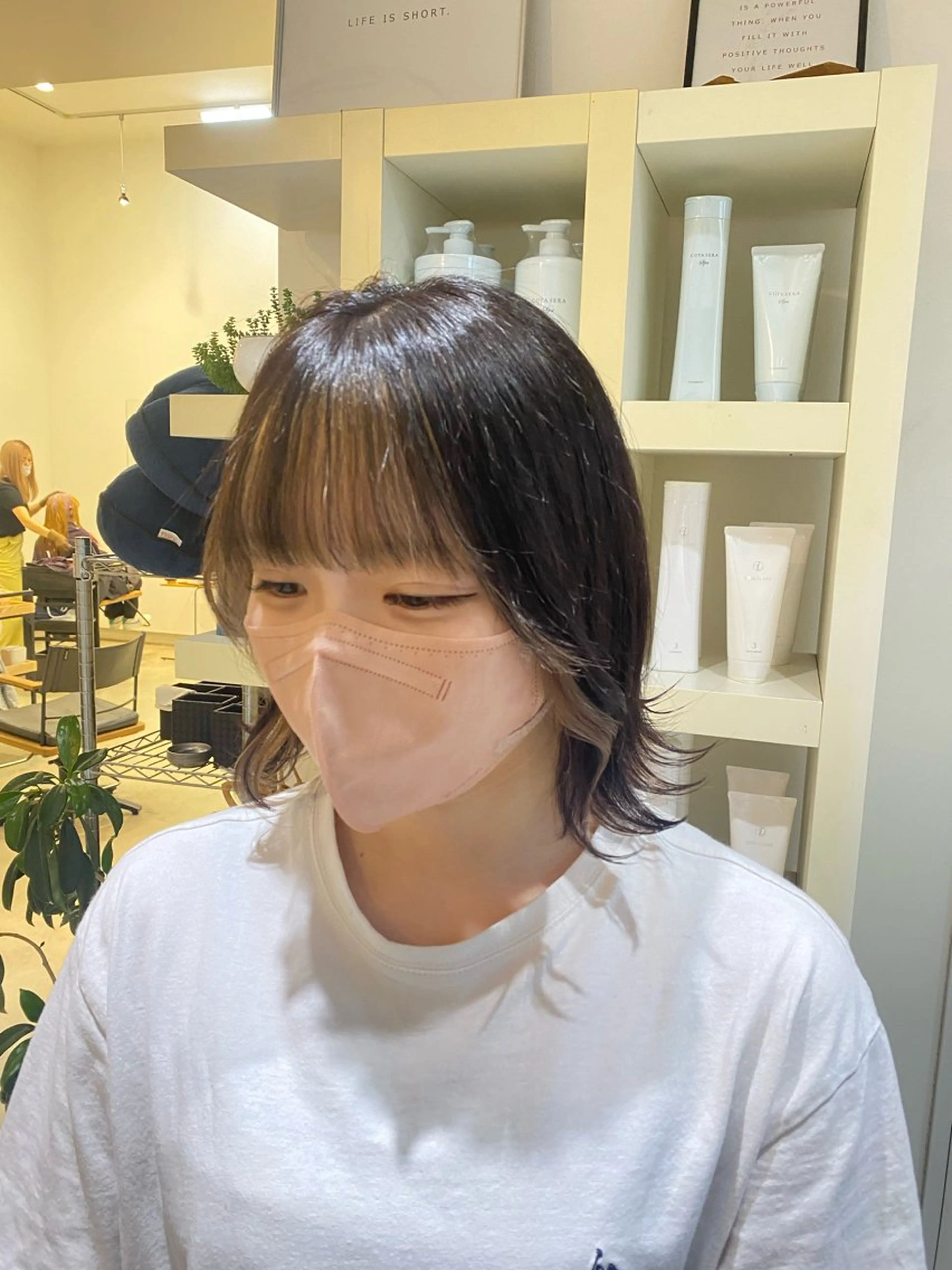 ミディアム カラー ヘアカラー トリートメント 堀越 美羽のヘアスタイル