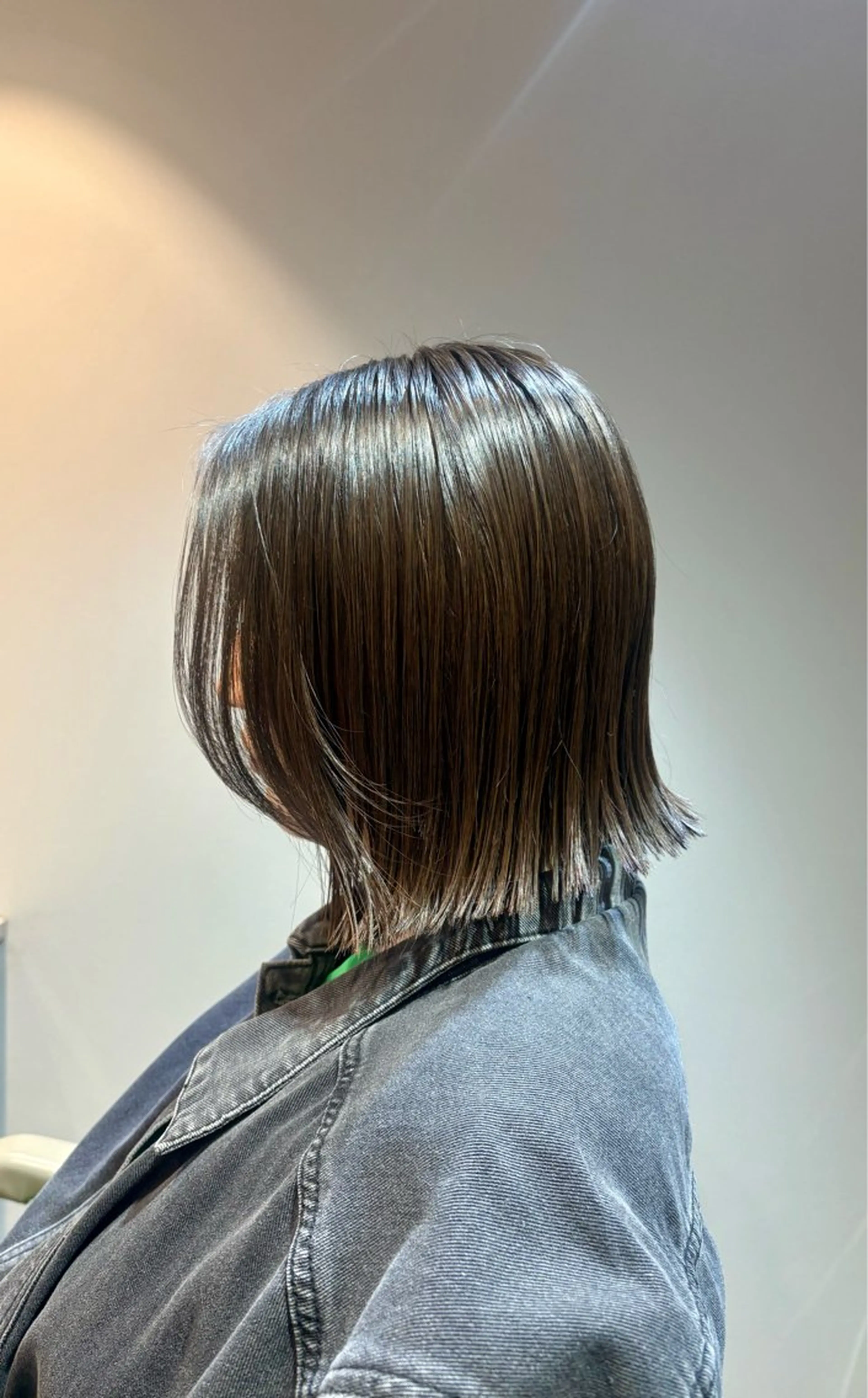 ミディアム 襟川 彩奈のヘアスタイル