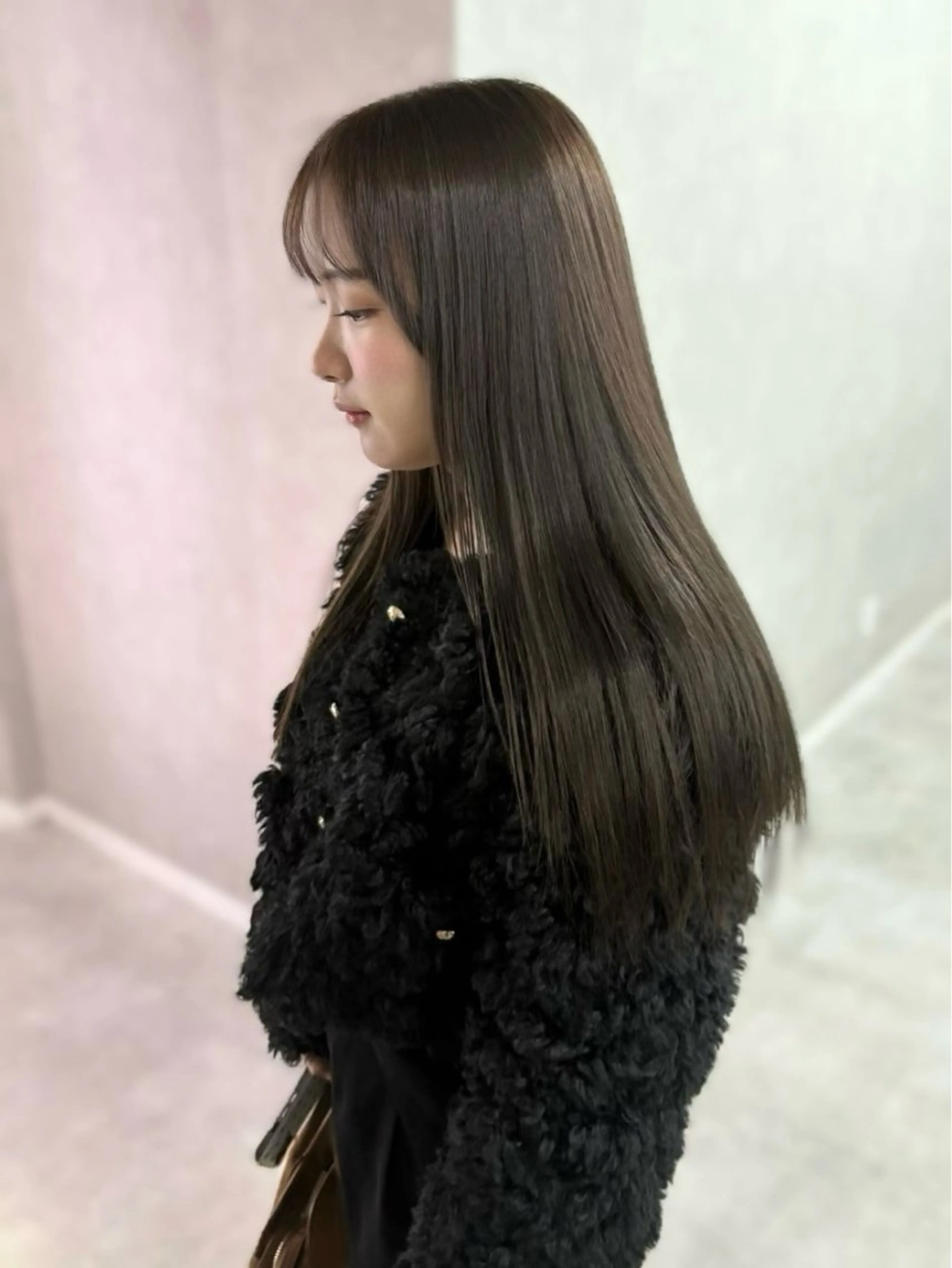 ロング カラー ブラウンカラー チョコレートブラウン カット ヘアカラー 盛れる顔まわり✨🎀 レイヤー別所好葉のヘアスタイル