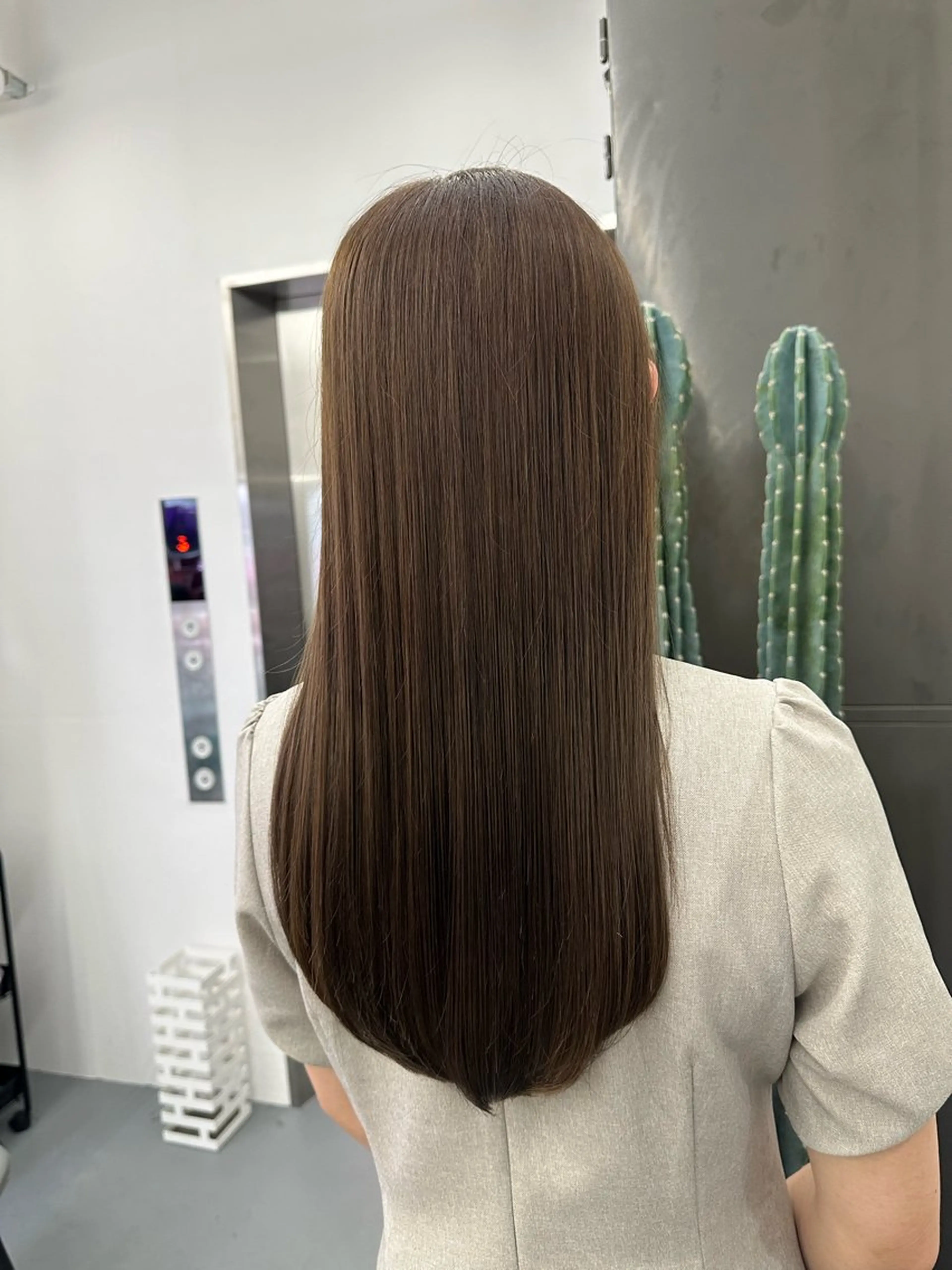 ロング カラー ヘアカラー トリートメント 古田 昂也のヘアスタイル